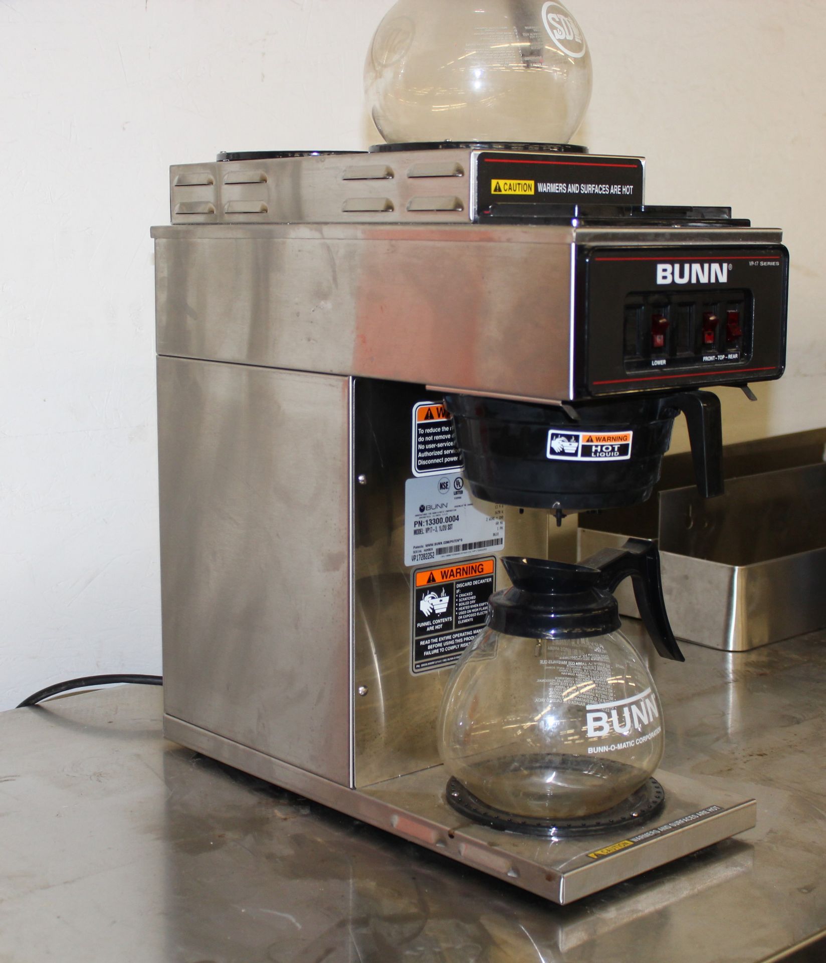 Bunn VP-17 series coffee maker