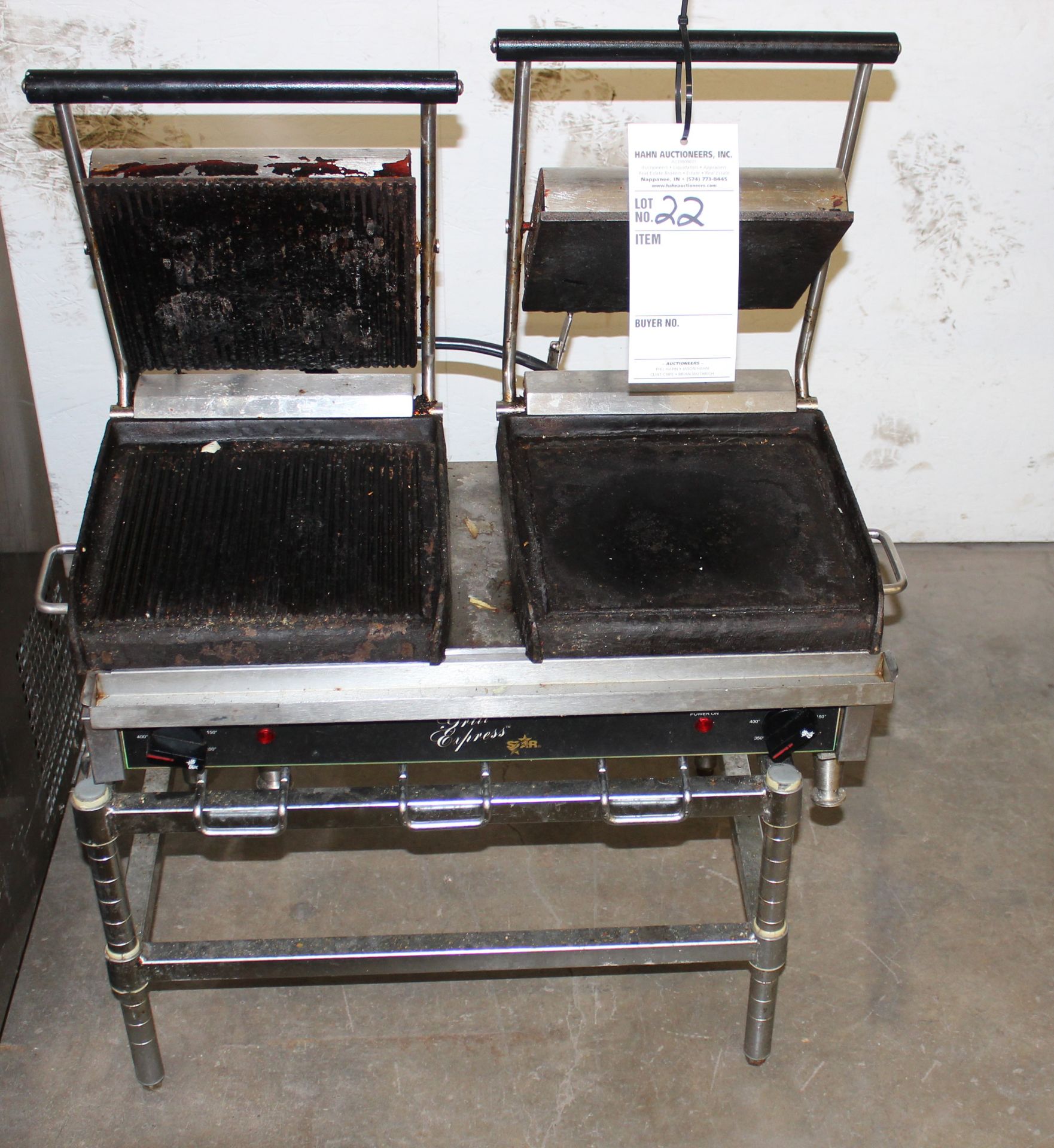 Dual electric Panini press on stainless stand - Image 2 of 3