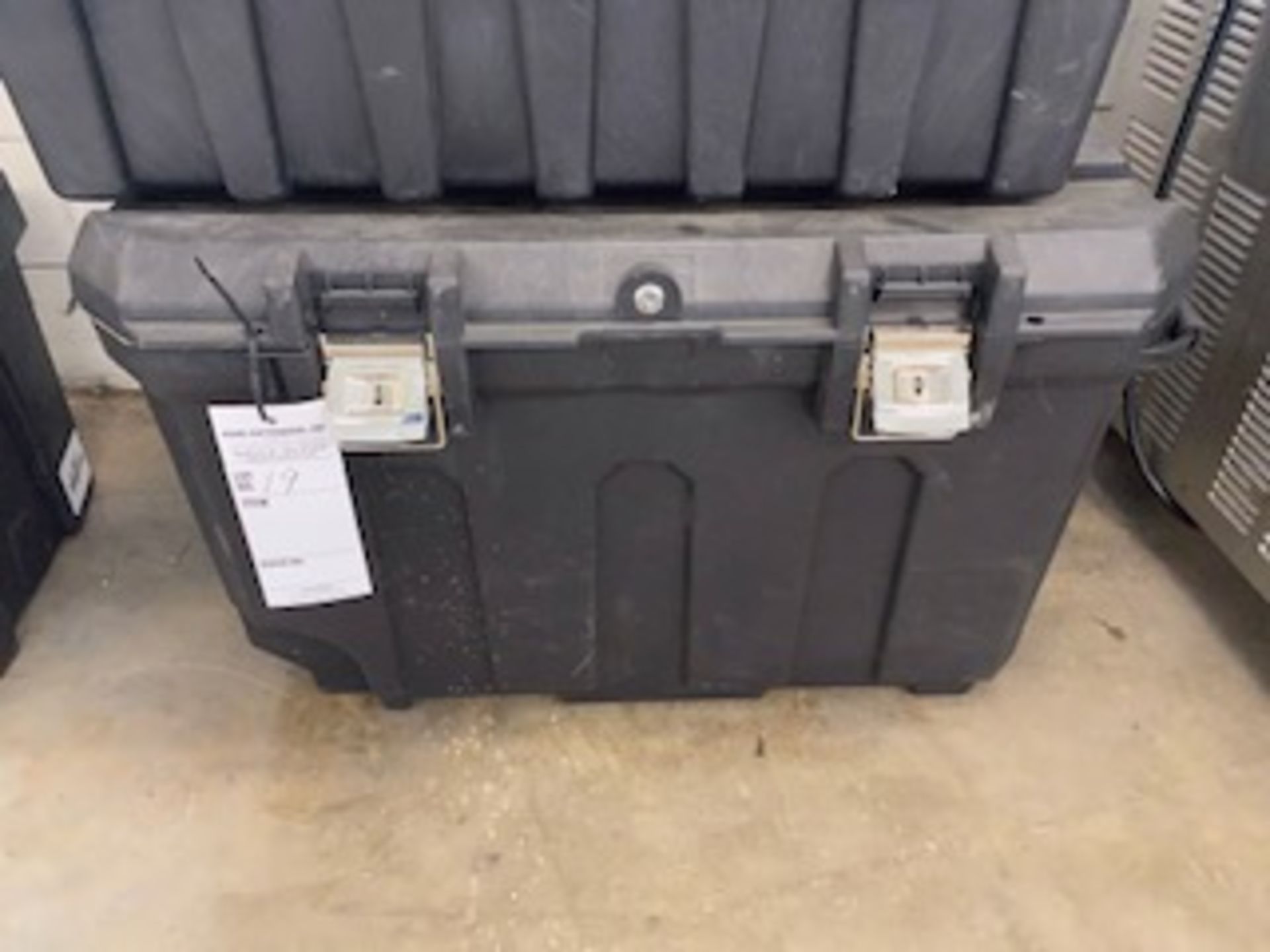 Rolling tool box