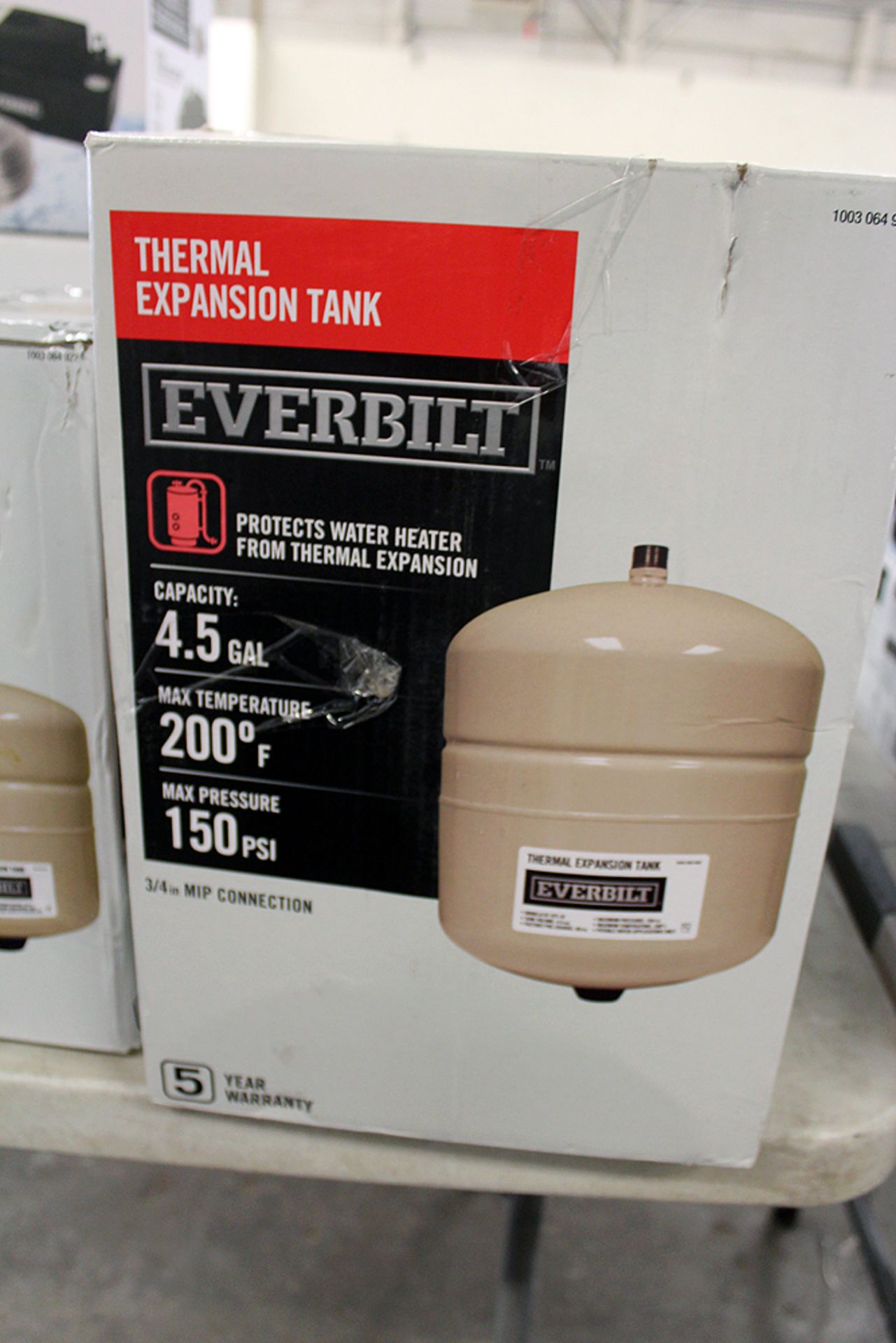 2x expansion tanks - Image 2 of 2