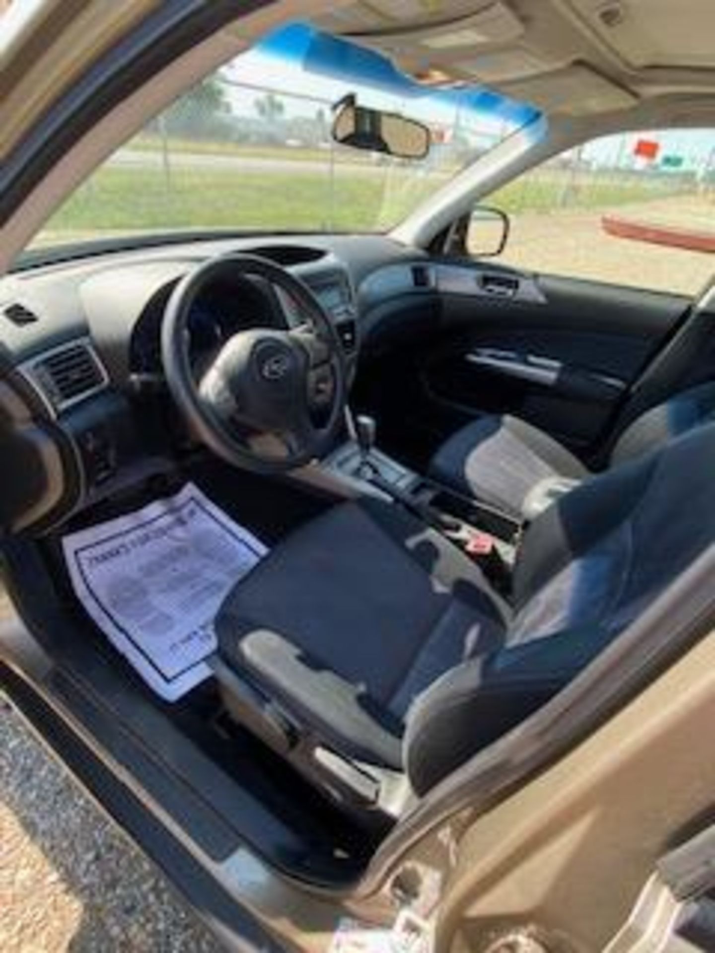 2009 SUBARU FORRESTER   AWD 126K MILES   NEW TIRES     SUNROOF A LOT OF OPTIONS CLEAN CAR - Image 6 of 9