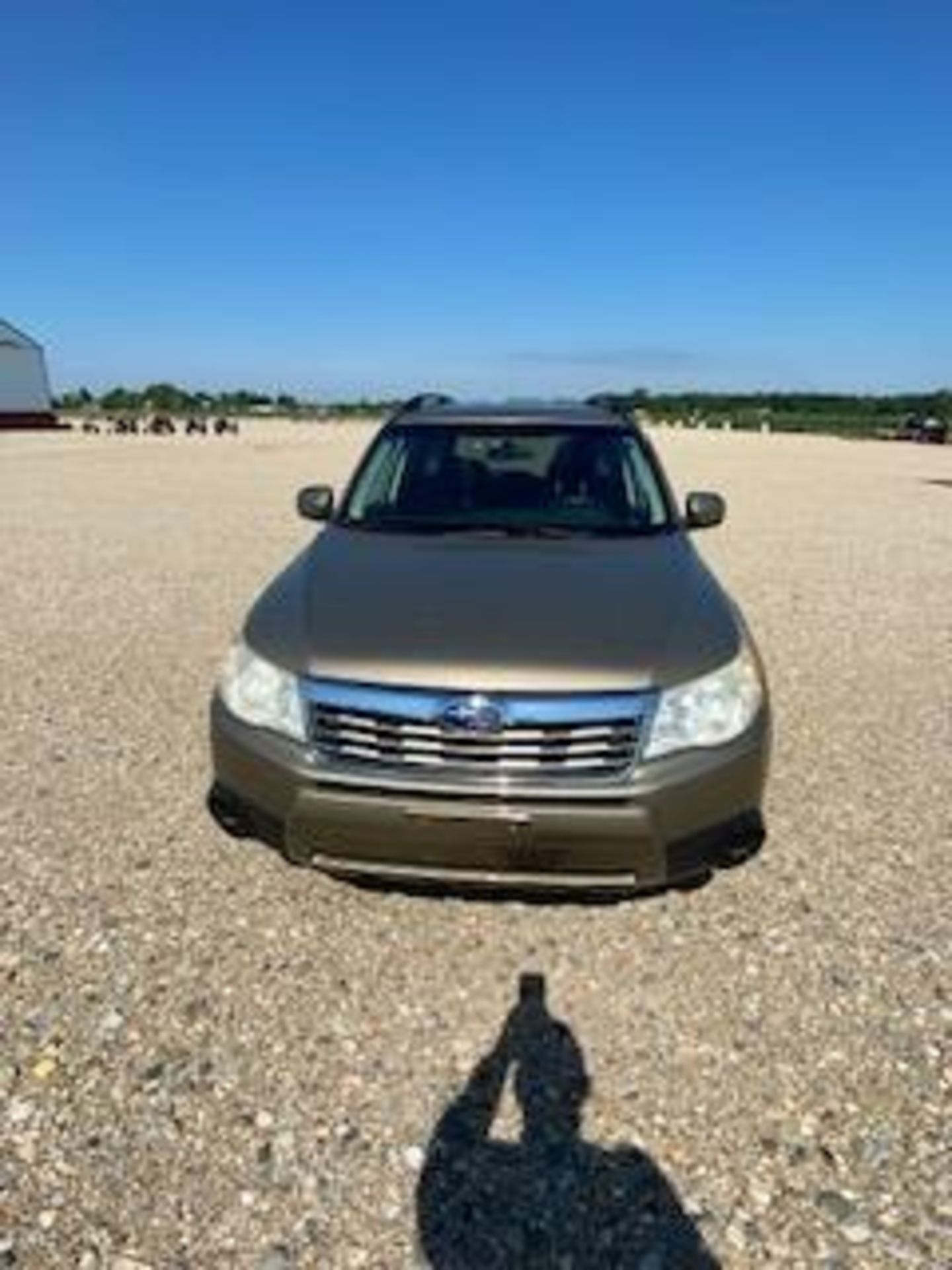 2009 SUBARU FORRESTER   AWD 126K MILES   NEW TIRES     SUNROOF A LOT OF OPTIONS CLEAN CAR - Image 2 of 9