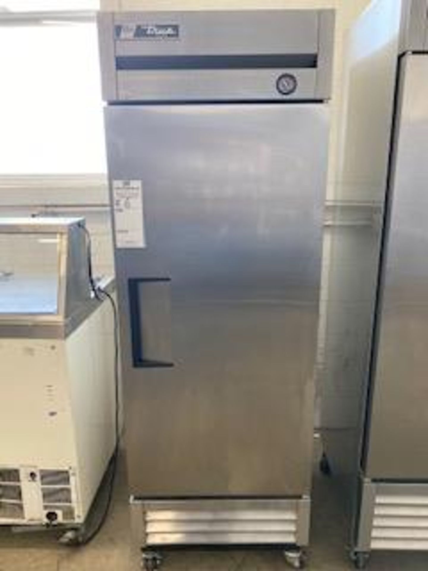 True freezer model T-19 2017 year like new 1ph