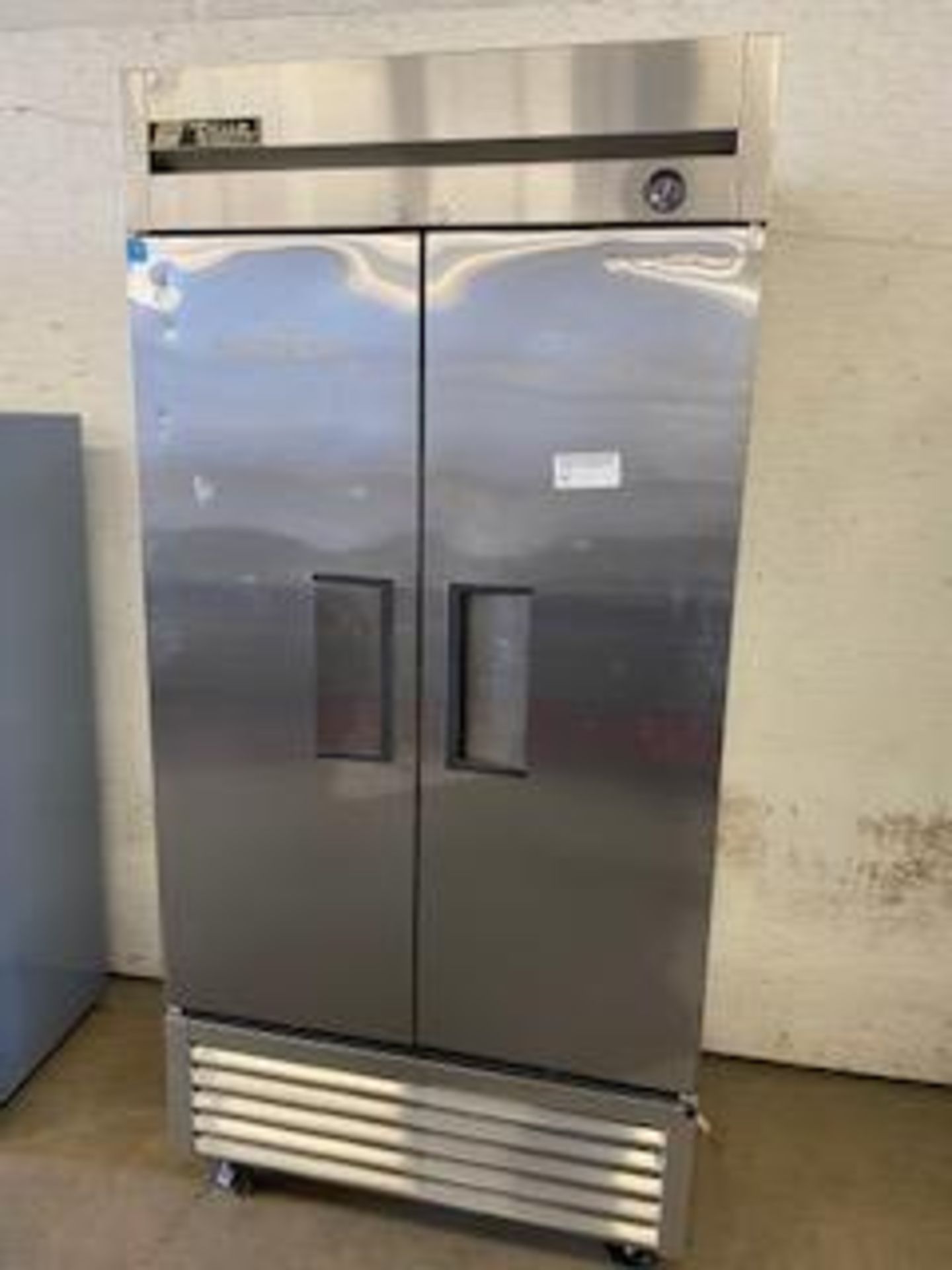 True refrigerator double door very clean