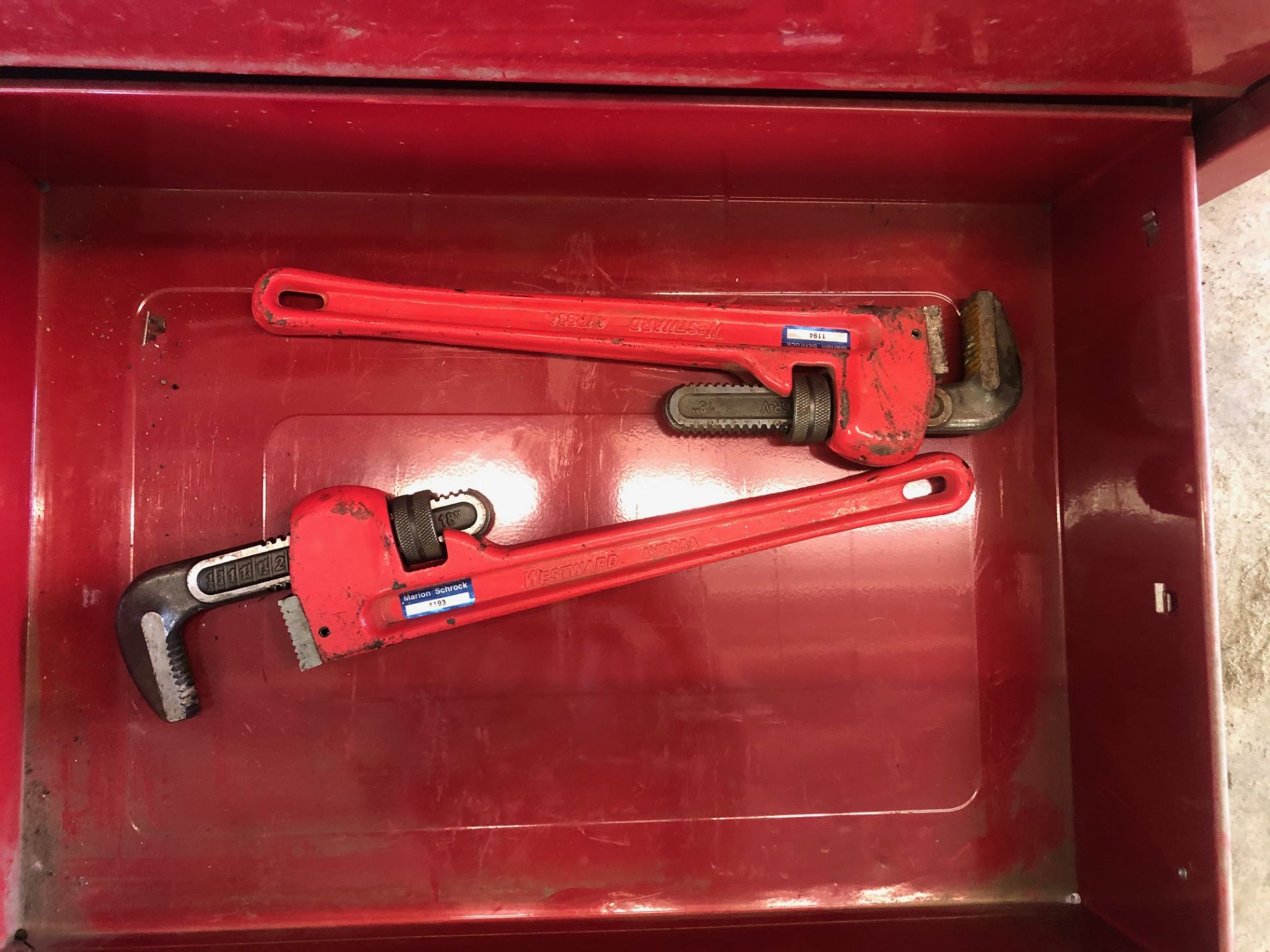 WESTWARD 5 DRAWER ROLLING TOOL BOX AND TOOLS - Image 3 of 6