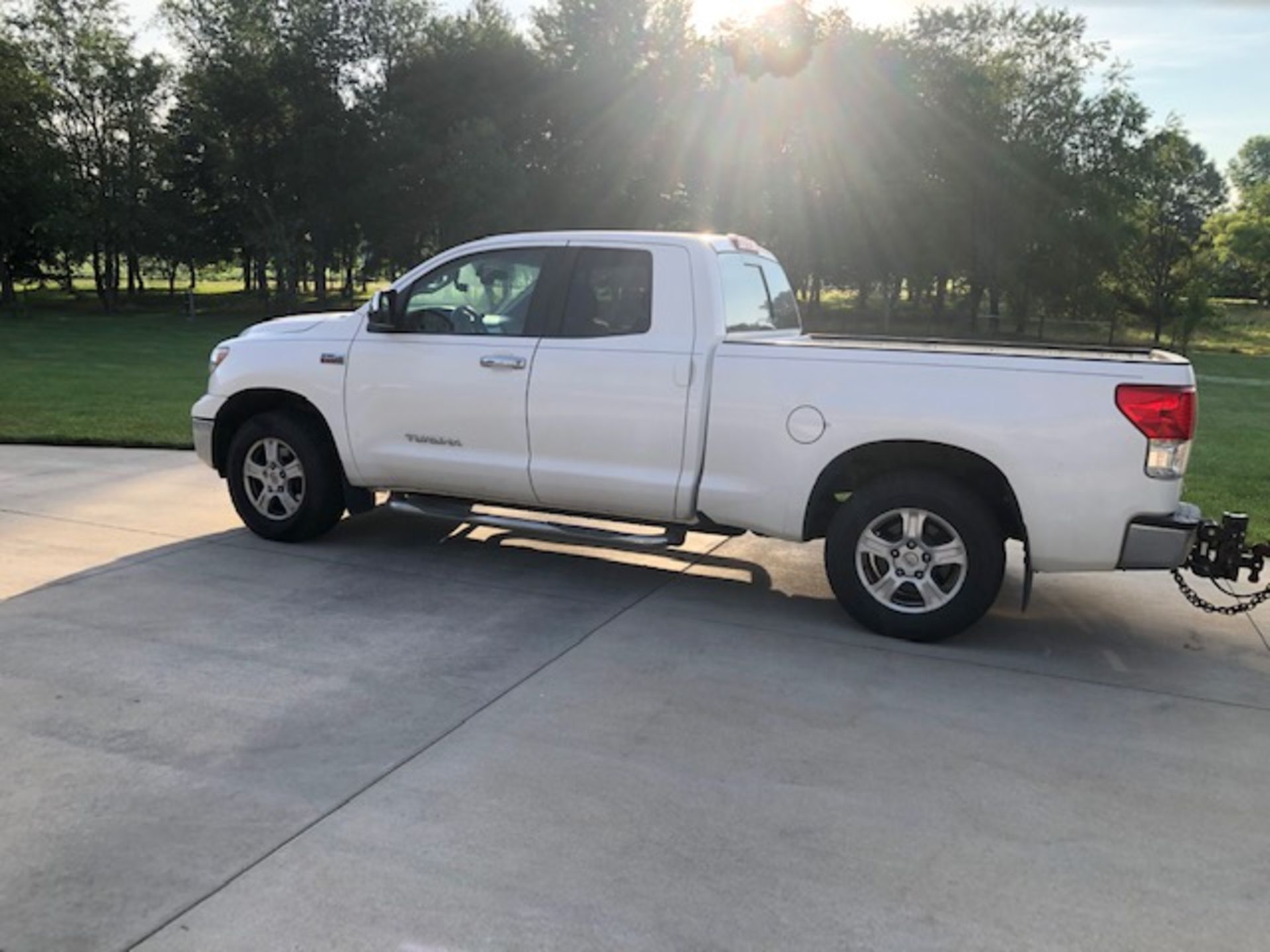 2013 TOYOTA TUNDRA 4 x 4 PICKUP TRUCK W/APPROX. 112K MILES - Image 3 of 13
