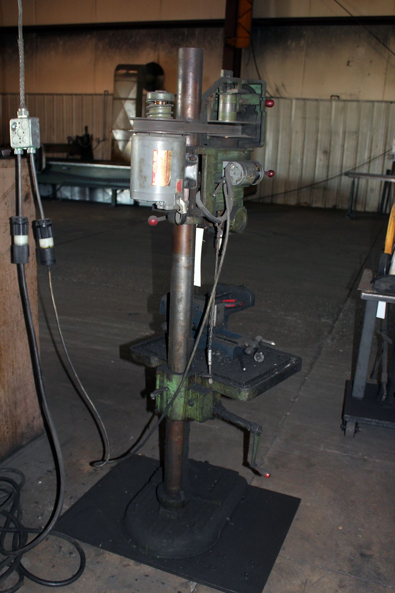 Powermatic 15" Floor Drill Model #1150 - Image 4 of 4