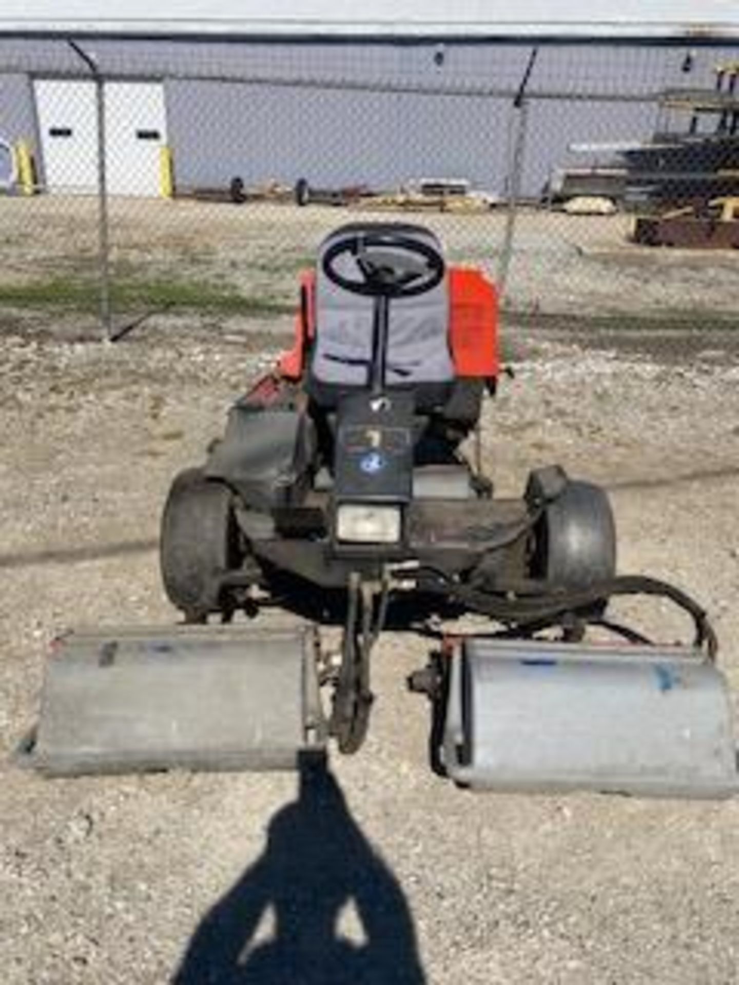 2002 JACOBSEN GREENS KING V, 3 WD, DIESEL - Image 6 of 16