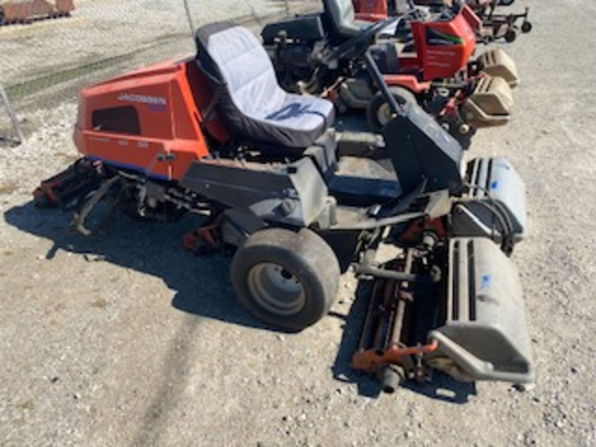 2002 JACOBSEN GREENS KING V, 3 WD, DIESEL - Image 8 of 16