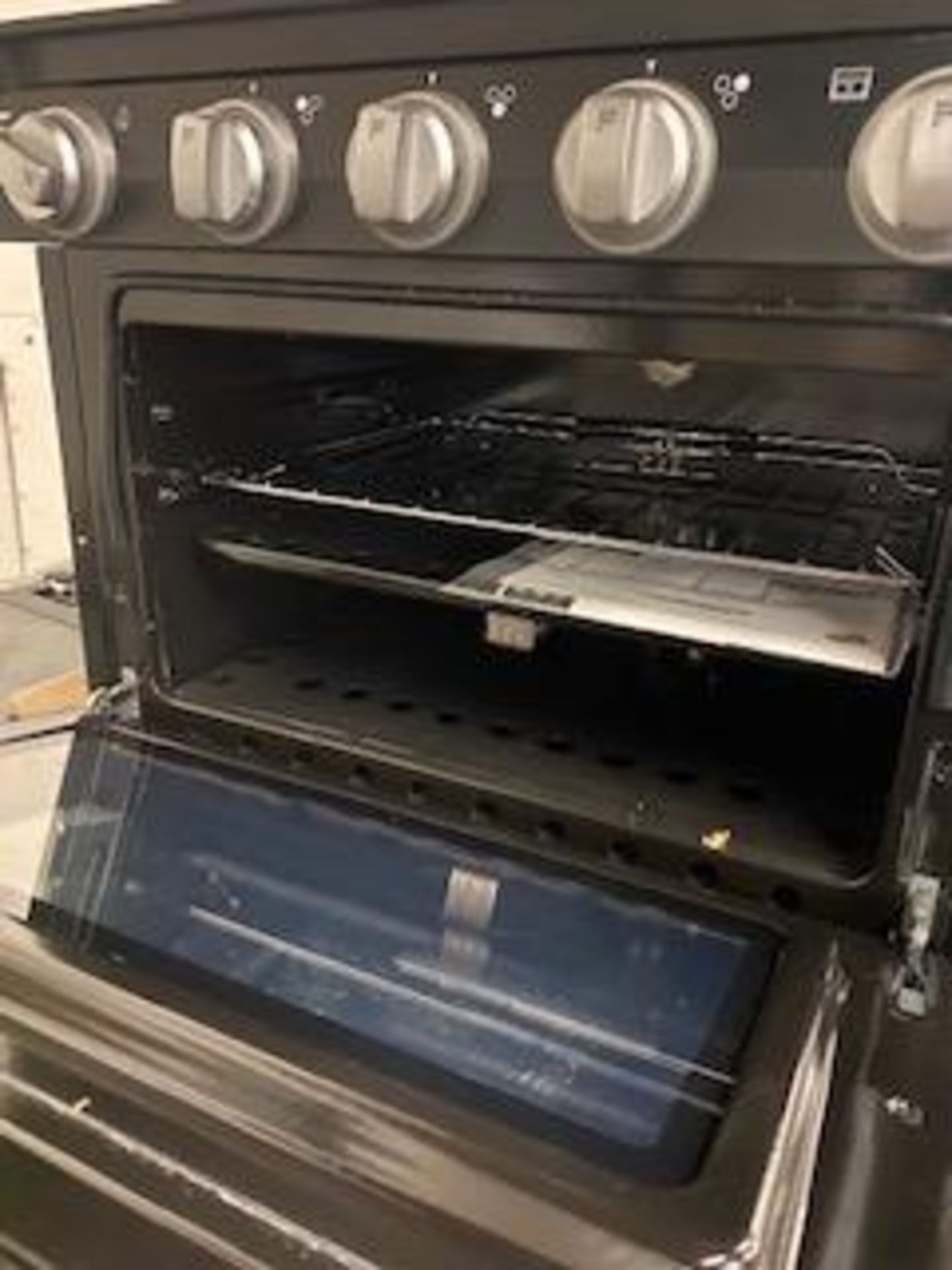 FURRION 2 IN 1 RANGE OVEN - Image 2 of 3