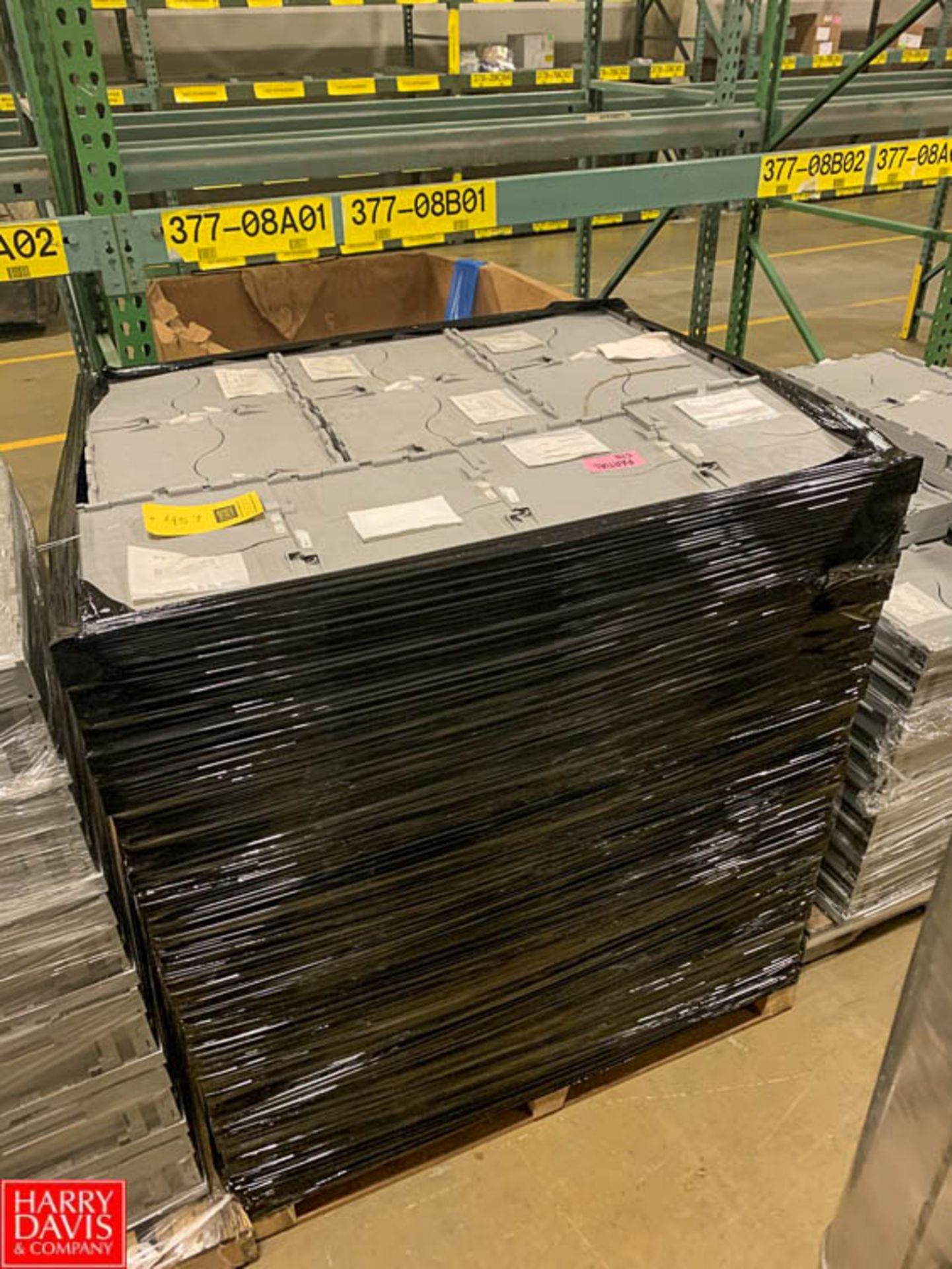 Pallet of Collapsible Plastic Bins 16"""" x 12"""" x 6"""" Rigging Fee: $30 ** ,