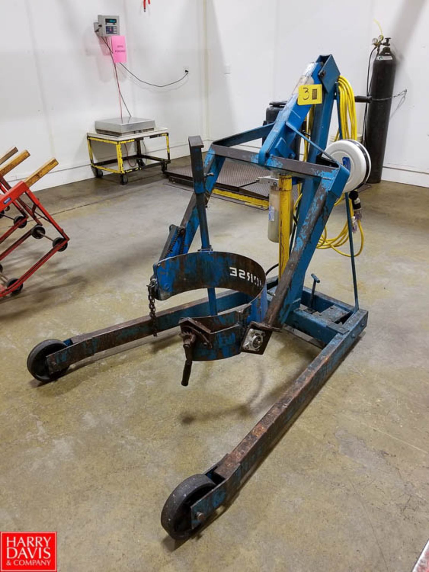 Morse Drum Lifts with Electric Pump, 120 V Rigging Fee: $50