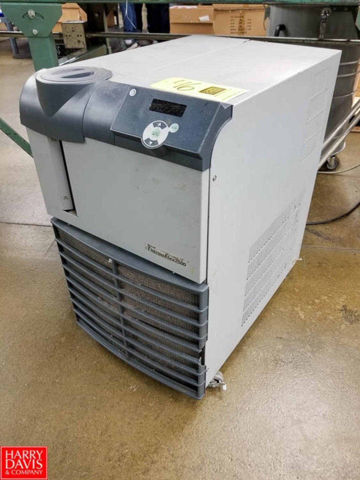 2013 NES Lab Chiller 208/230 V, 50 Hz, 1 Ph. Model: ThermoFlex 2500 SN: 110274079 Rigging Fee: $100