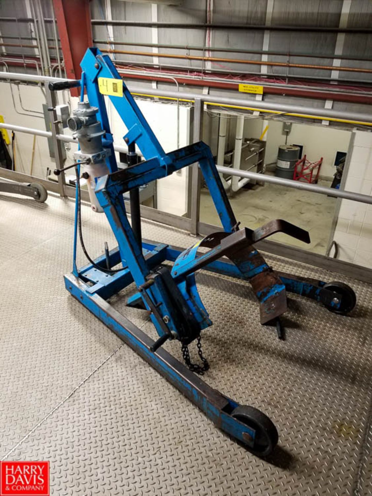 Morse Drum Lifts 800 lb. Capacity, with Pneumatic Motor Model: 400A60 Rigging Fee: $50