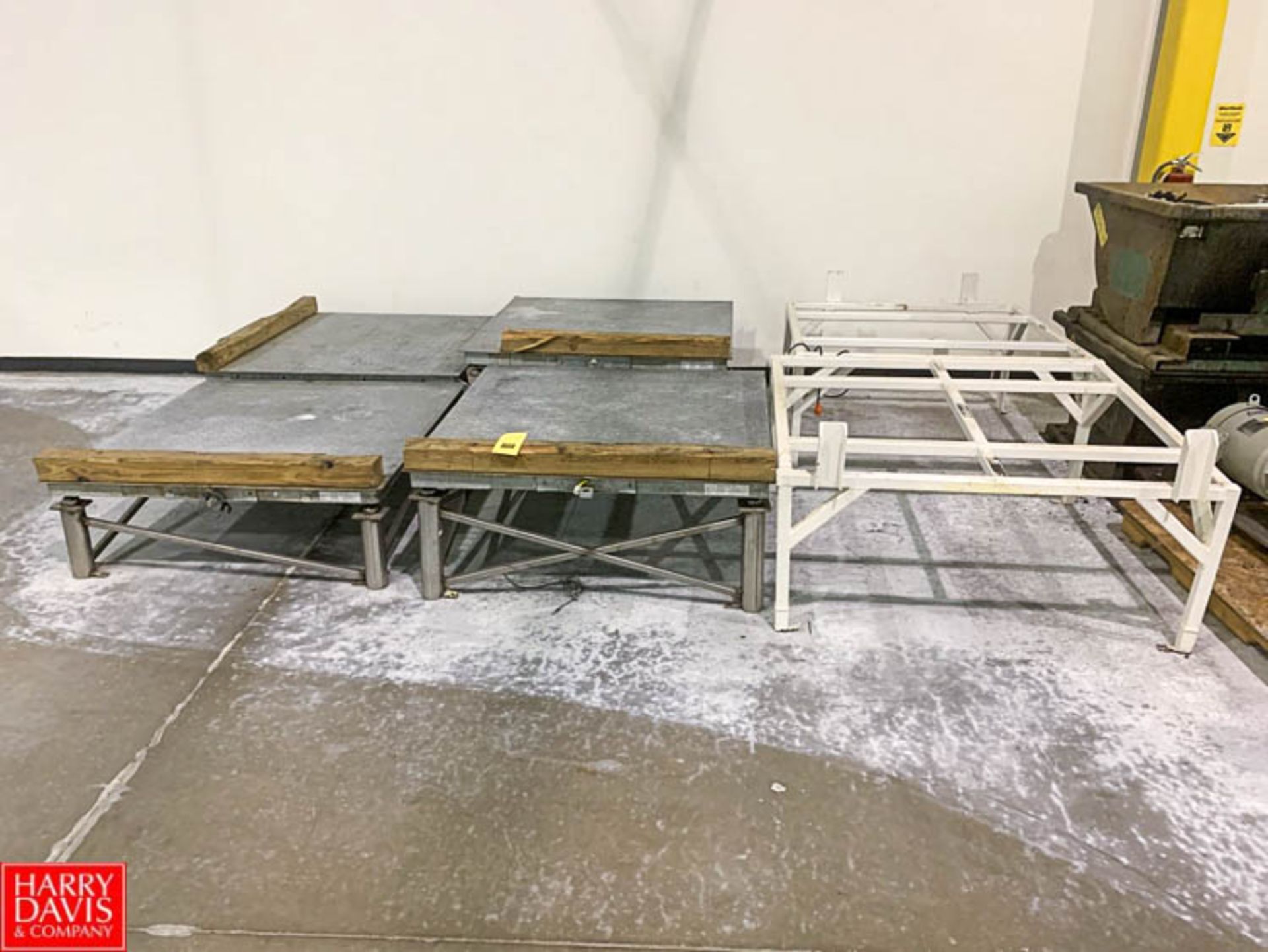 Assorted Work Platforms Rigging: $750