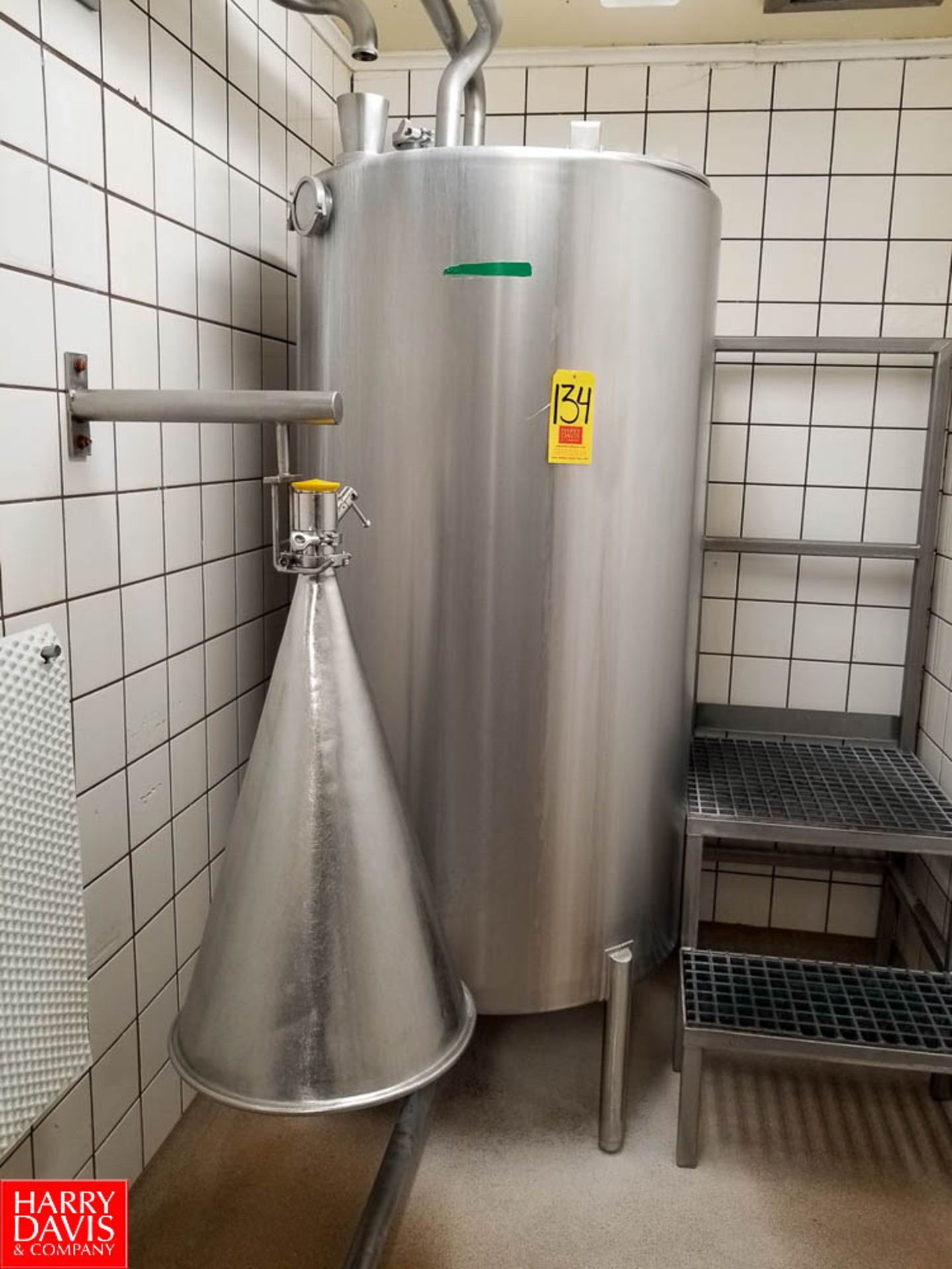 240 Gallon Dome-Top S/S Starter Tank with S/S Tank Ladder - Rigging Fee: $500