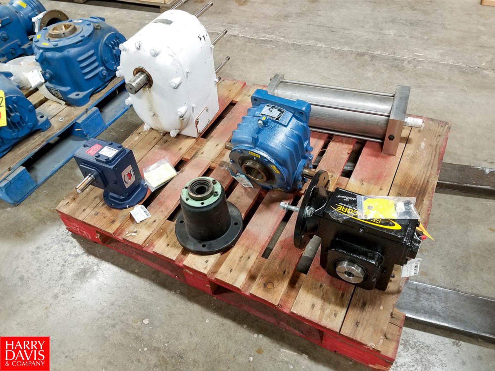 Pallet of Spare Parts Including (1) Tri-Clover Model PR300-4-UC4-ST-S Rotary Pump (1) Lehigh Fluid