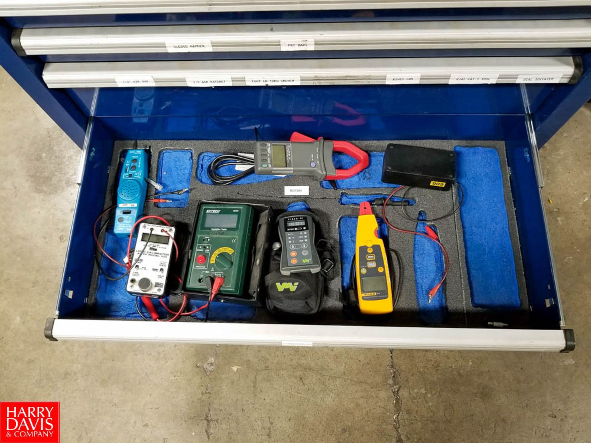 Homak 15-Drawer Rolling Tool Box with Contents of Assorted Sockets Nut Drivers Hammers Allen - Image 7 of 7