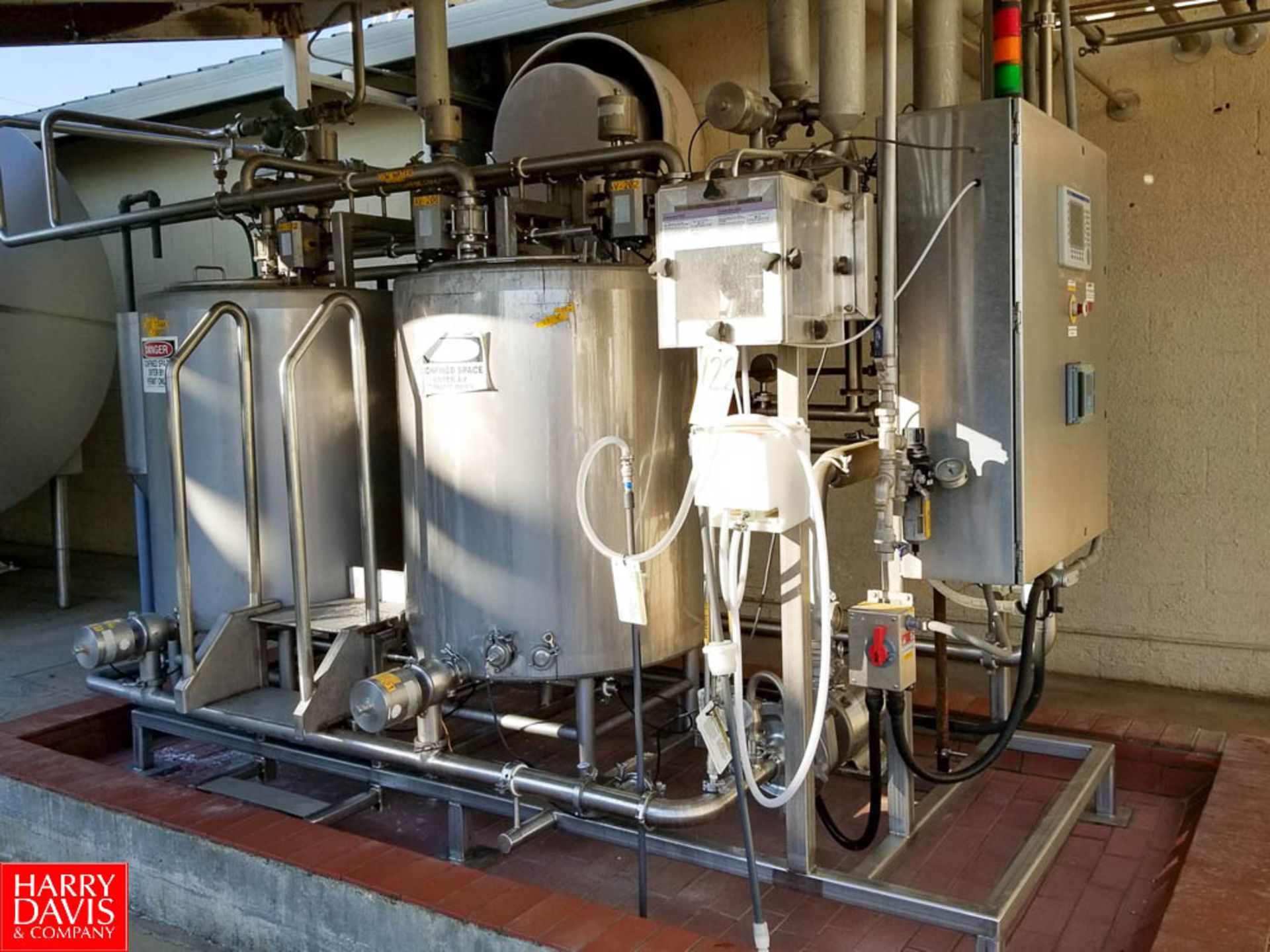 2-Tank Skid-Mounted CIP System with (2) 200 Gallon S/S Tanks Fristam Centrifugal Pump with 10 HP