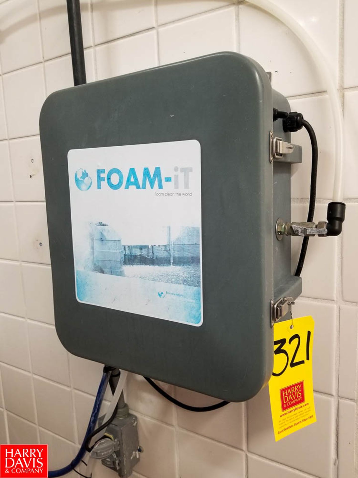 Innovative Cleaning Equipment Foam-It Soap Dispensing Station Model DS1 - Rigging Fee: $25