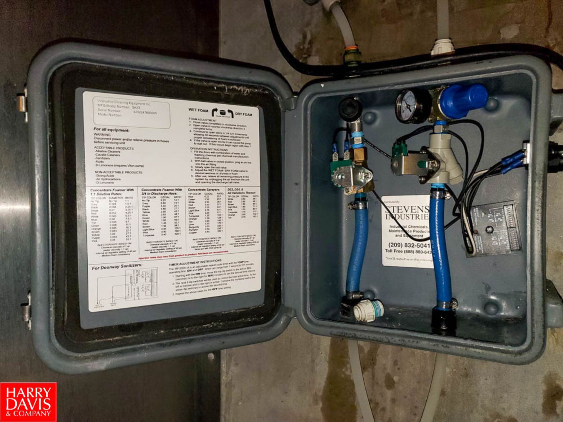 Foam-It Foam Foamer Station Rigging Fee: $ 40 - Image 2 of 2