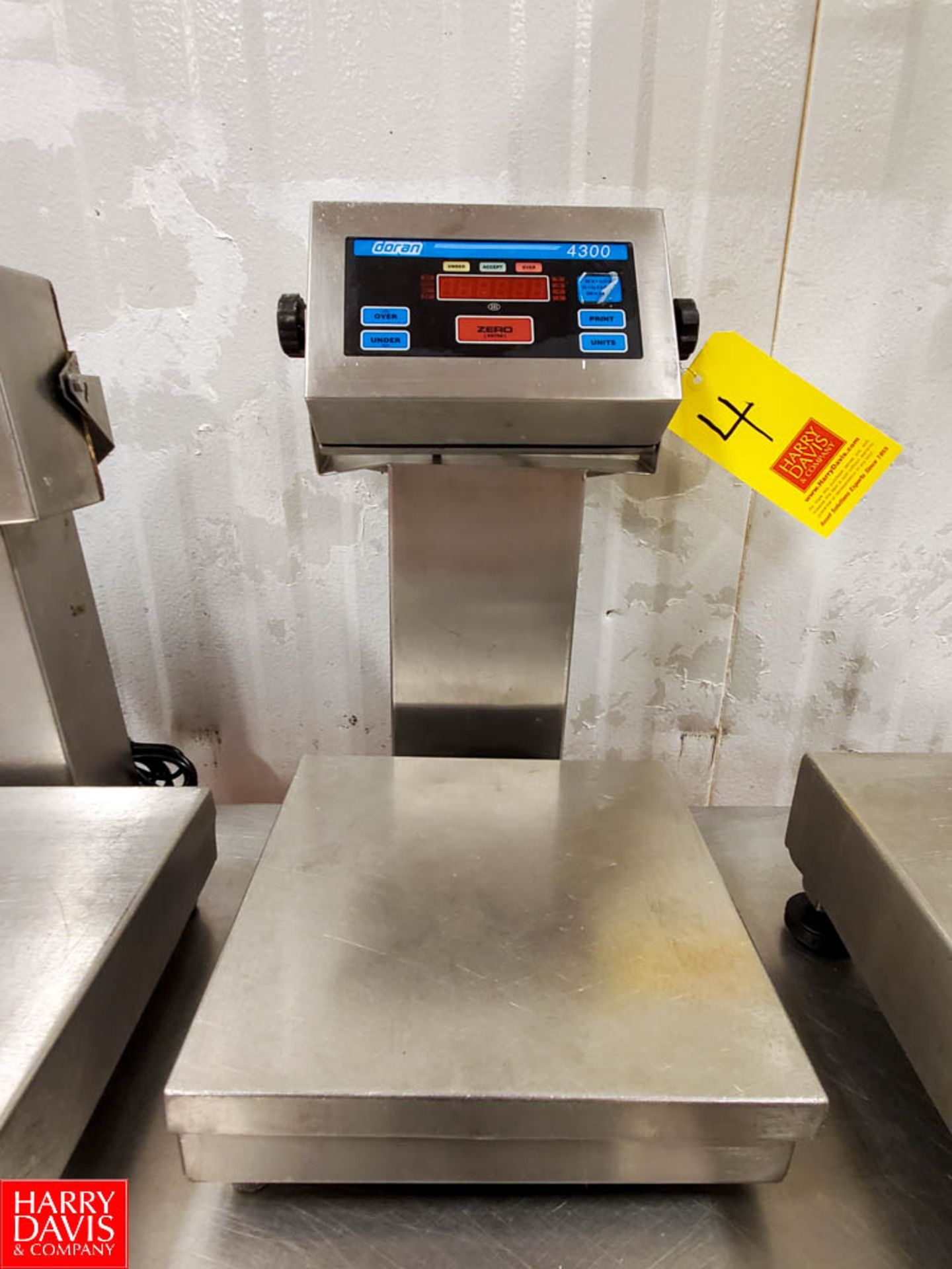 Doran Model 4300 S/S Checkweigh Digital Scale Rigging Fee: $ 30