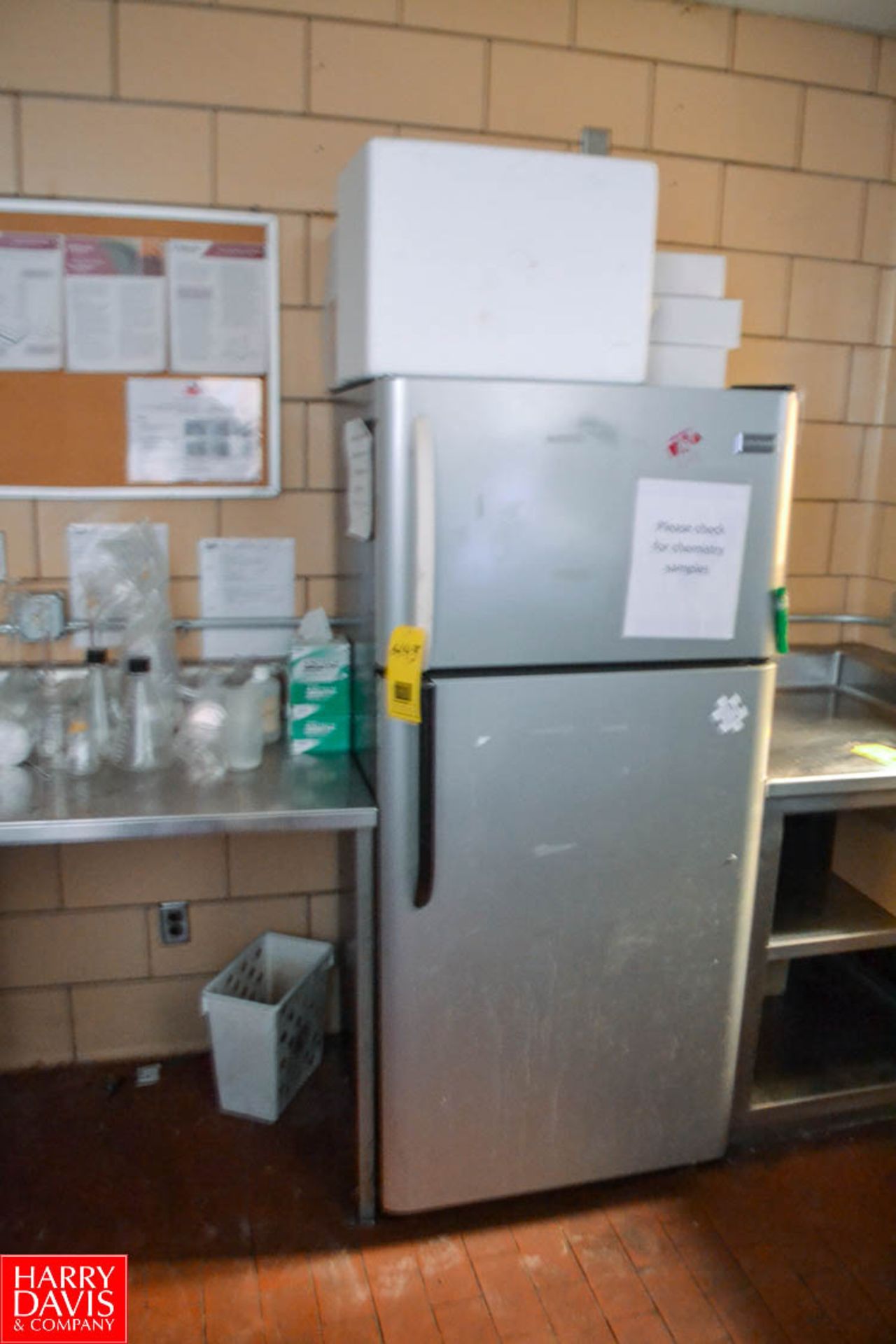 Frigidaire Refrigerator Freezer Combo