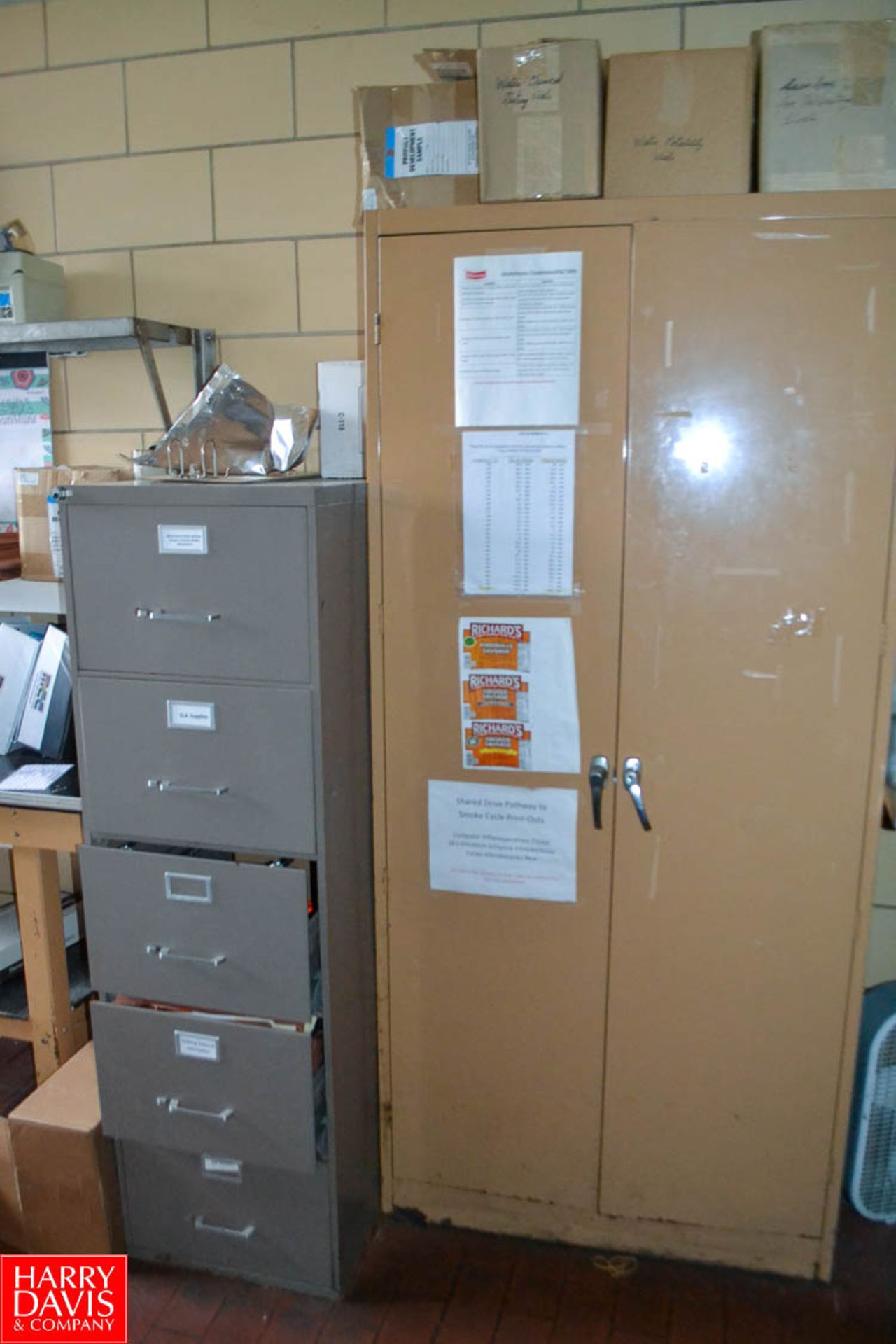 Contents of lab office; Includes L shaped metal desk with chair; Double pedestal desk with 2 chairs, - Image 3 of 3