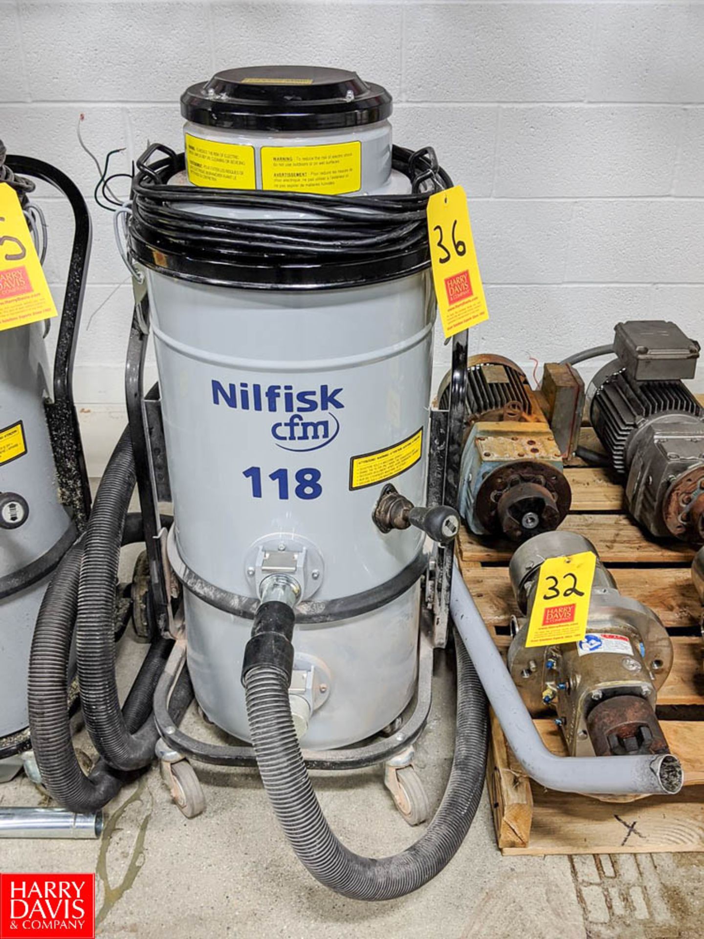 Nilfisk Explosion Proof Vacuum Model 118 EXP Rigging Fee: $25