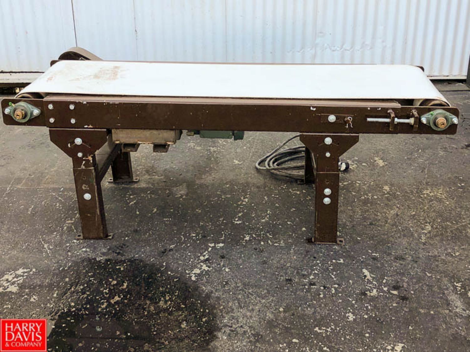 4' Length Pack Off Conveyor, 16" Width **SUBJECT TO BULK BIDDING**