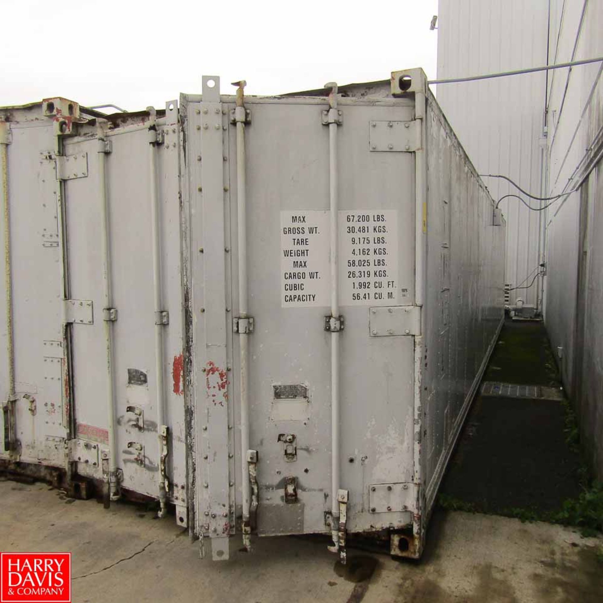 Fruehauf Refrigerated 40' Shipping Container Rigging Fee: 100