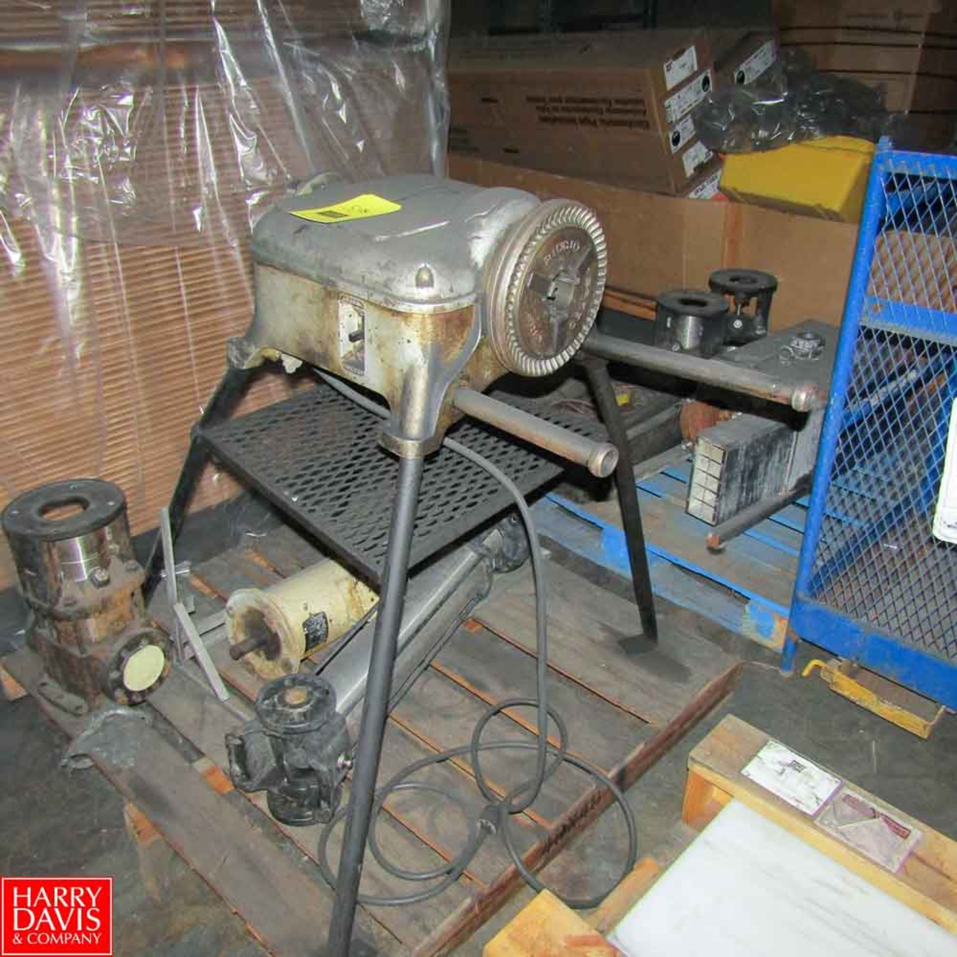 Rigid Pipe Threader Model 400 Rigging Fee: 50