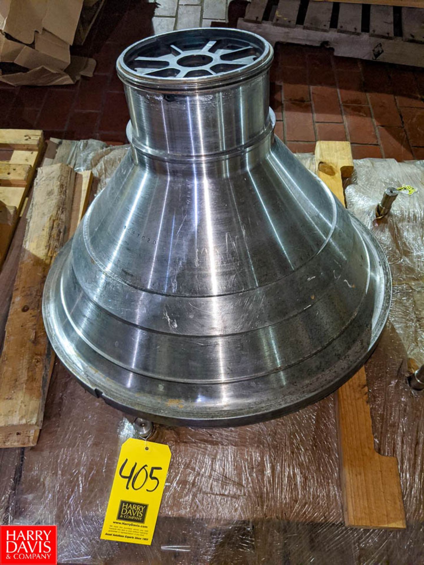 Separator Bowl SN: 1647020 (Loc. 640 Packaging) Rigging Fee: $50