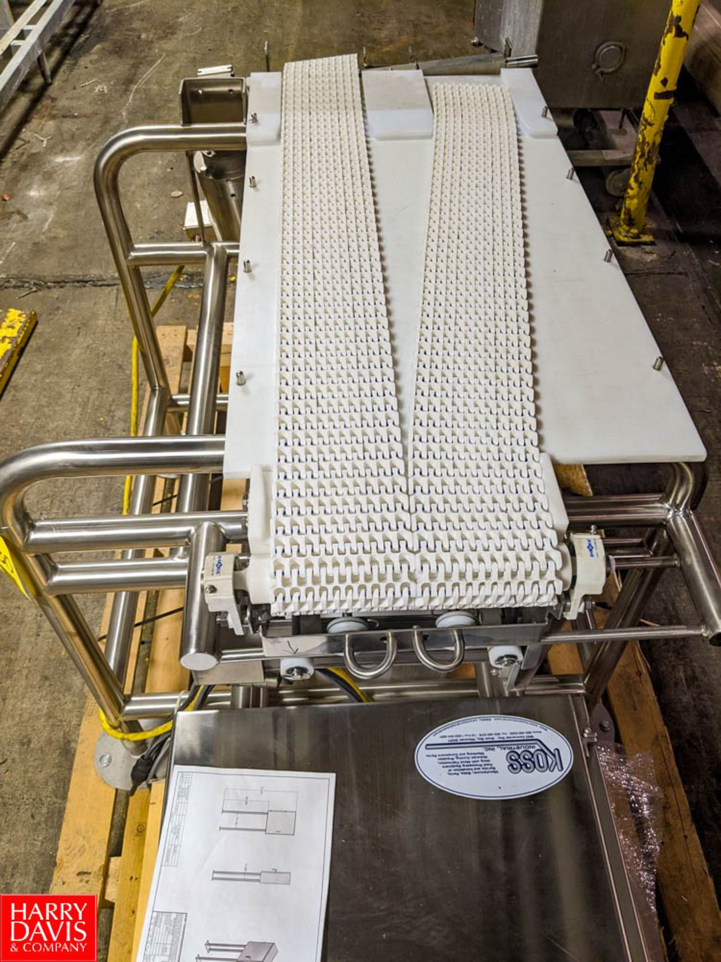 Koss Industrial 4' Sanitary Diverting Conveyor with 6" Interlox Belting & S/S Control Panel (Loc. - Image 2 of 3