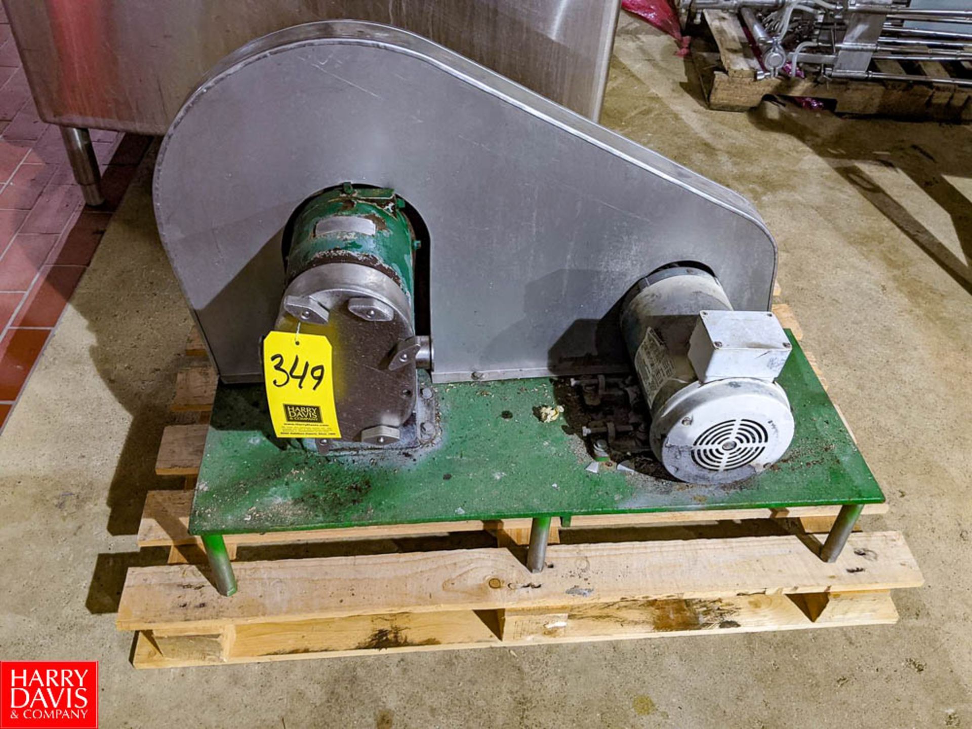 Tri-Clover 1 HP S/S Positive Displacement Pump Model: PR25-1-1/2m-UC4-ST-S (Loc. 640 Packaging)