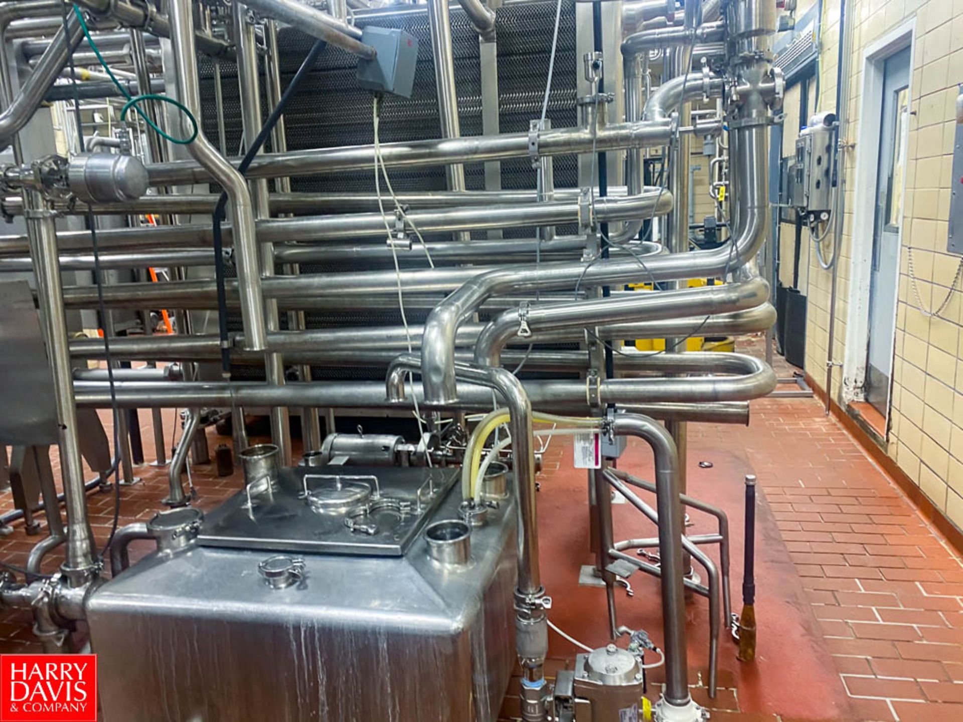 6,000 GPH Pasteurizer with APV R51 S/S Frame Plate Heat Exchanger WITH AGC PRO-5 PLATES - Image 11 of 15
