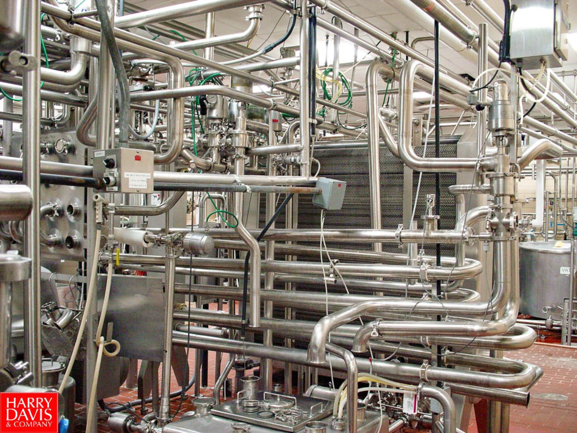 6,000 GPH Pasteurizer with APV R51 S/S Frame Plate Heat Exchanger WITH AGC PRO-5 PLATES - Image 8 of 15