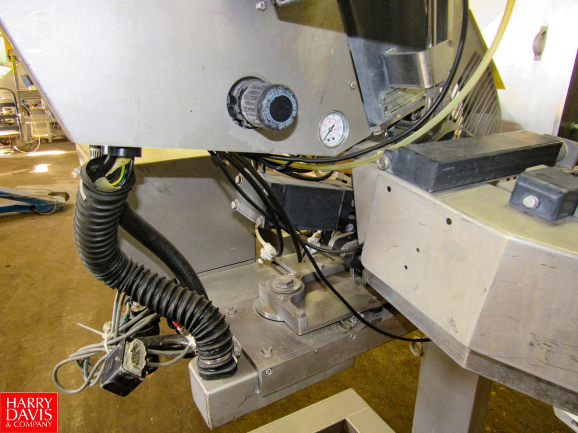 Polyclip Mdl. PDC-A700 Automatic Double Clipper, Touchscreen controls, S/N: 299/08 Rigging Fee: $ - Image 7 of 9