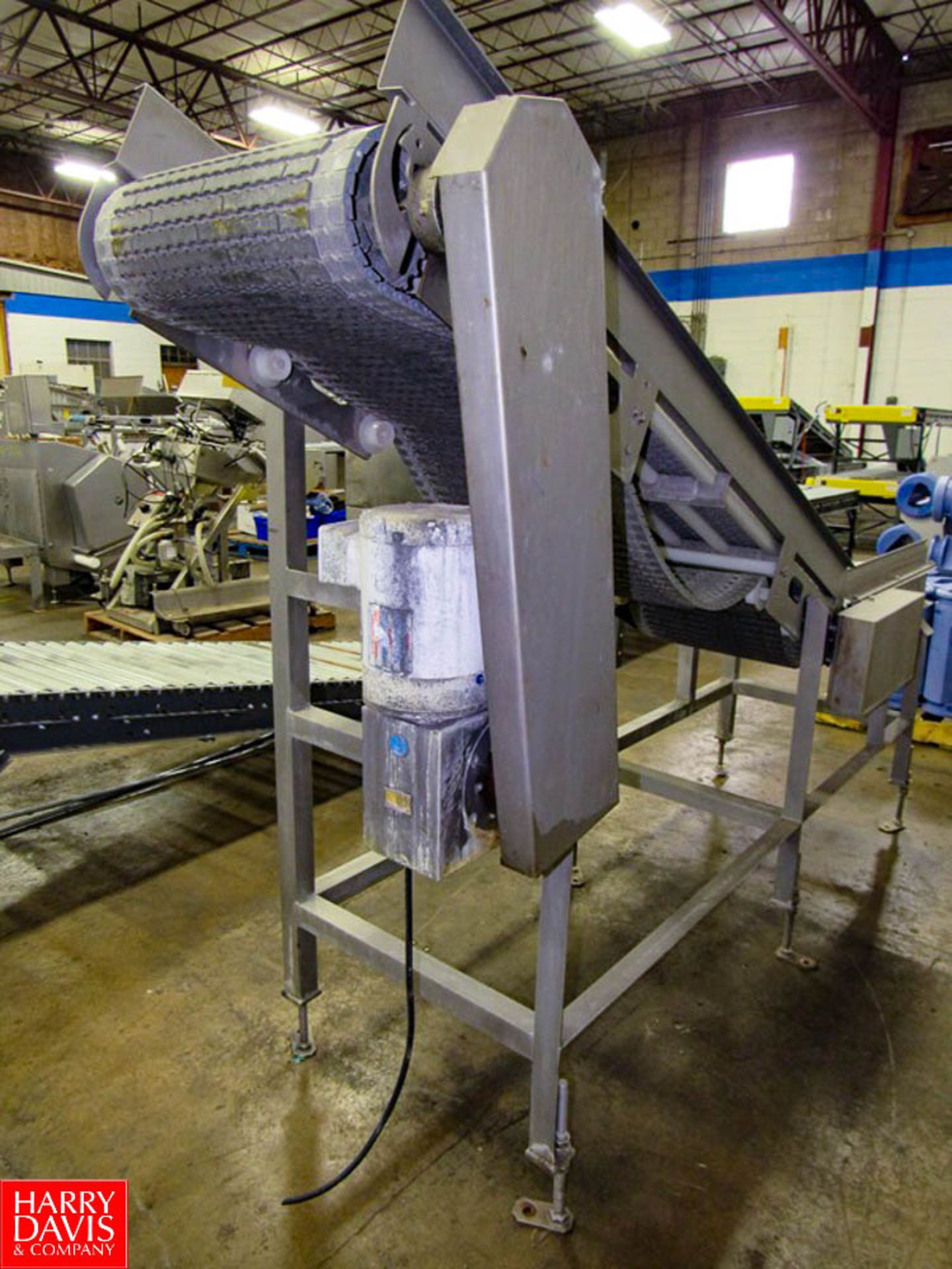 Leblanc Stainless Steel Plastic Belt Incline Conveyor, 20" W X 9' L, 3' infeed, 68" discharge, 230 - Image 3 of 4
