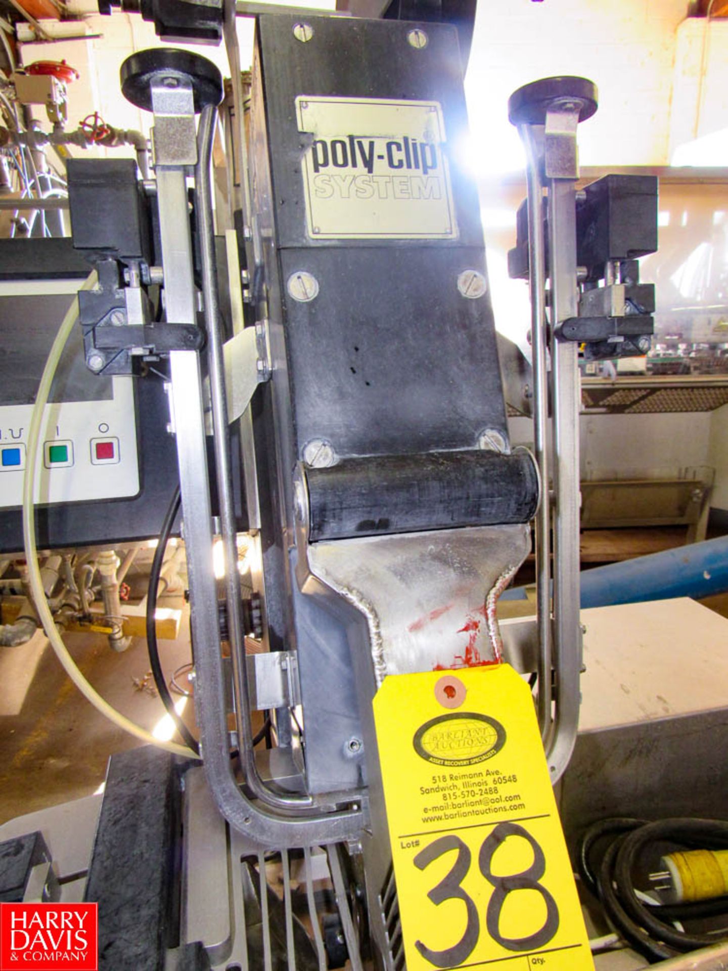 Polyclip Mdl. PDC-A700 Automatic Double Clipper, Touchscreen controls, S/N: 299/08 Rigging Fee: $ - Image 6 of 9