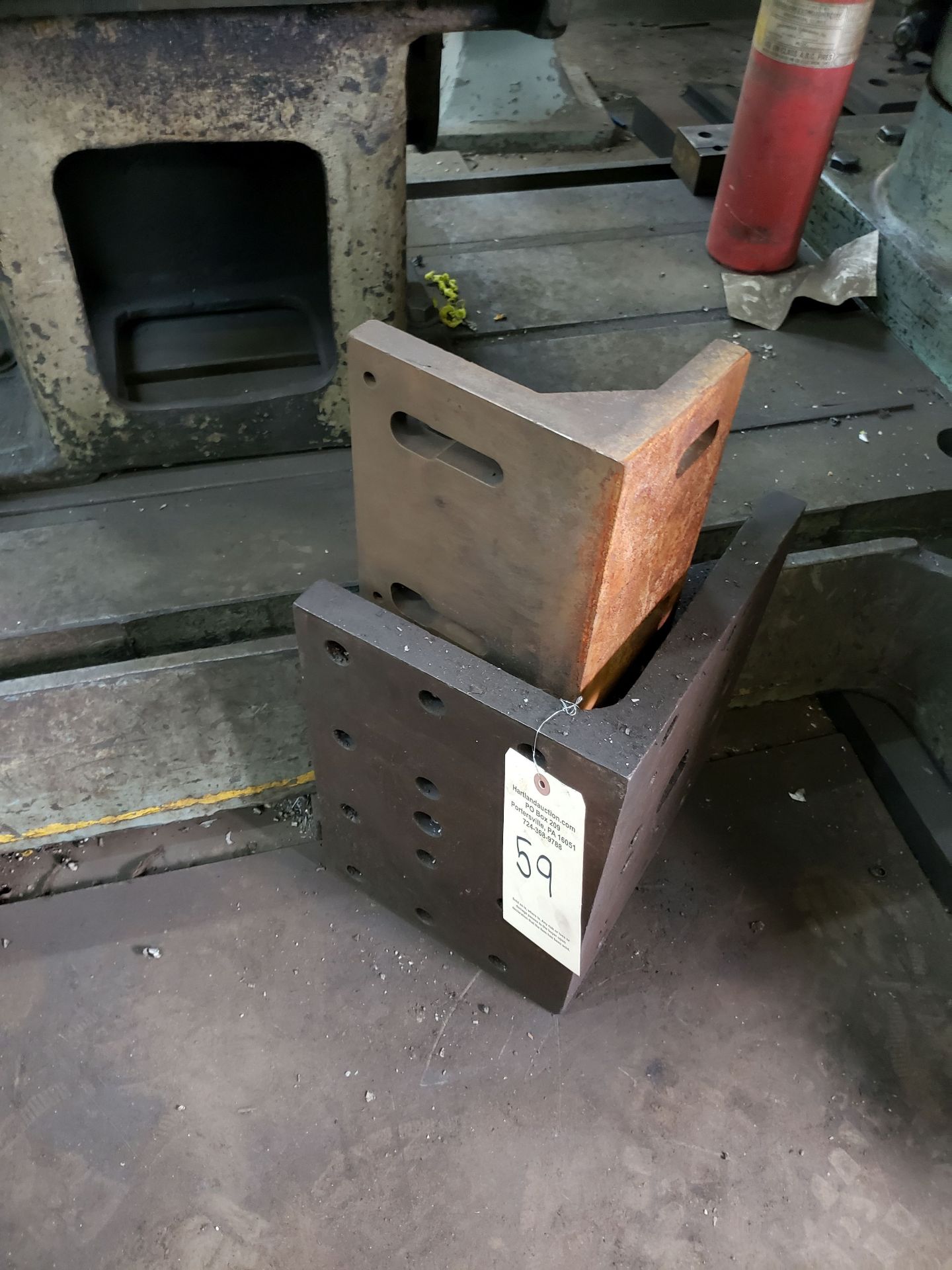 2 ANGLE PLATES