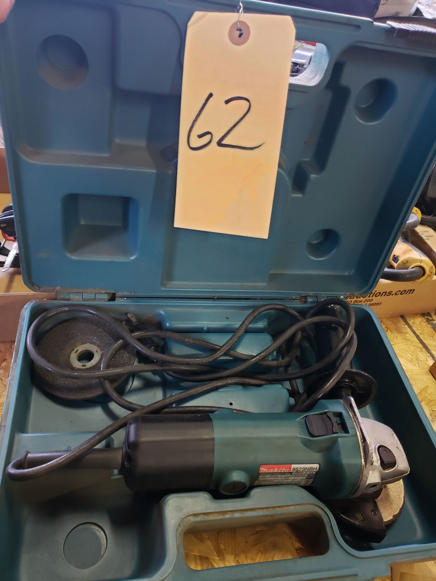 MAKITA 4" RIGHT ANGLE GRINDER