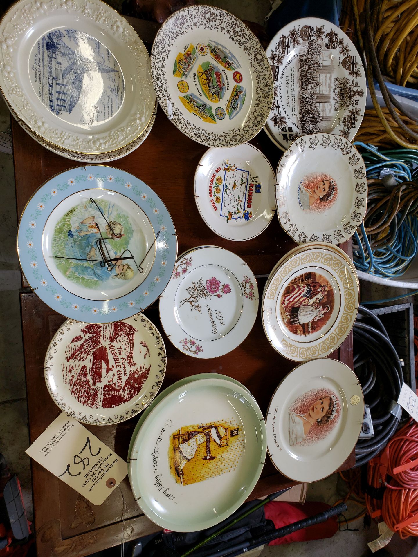 ASSORTED COLLECTIBLE PLATES WITH HANGARS - Image 2 of 2