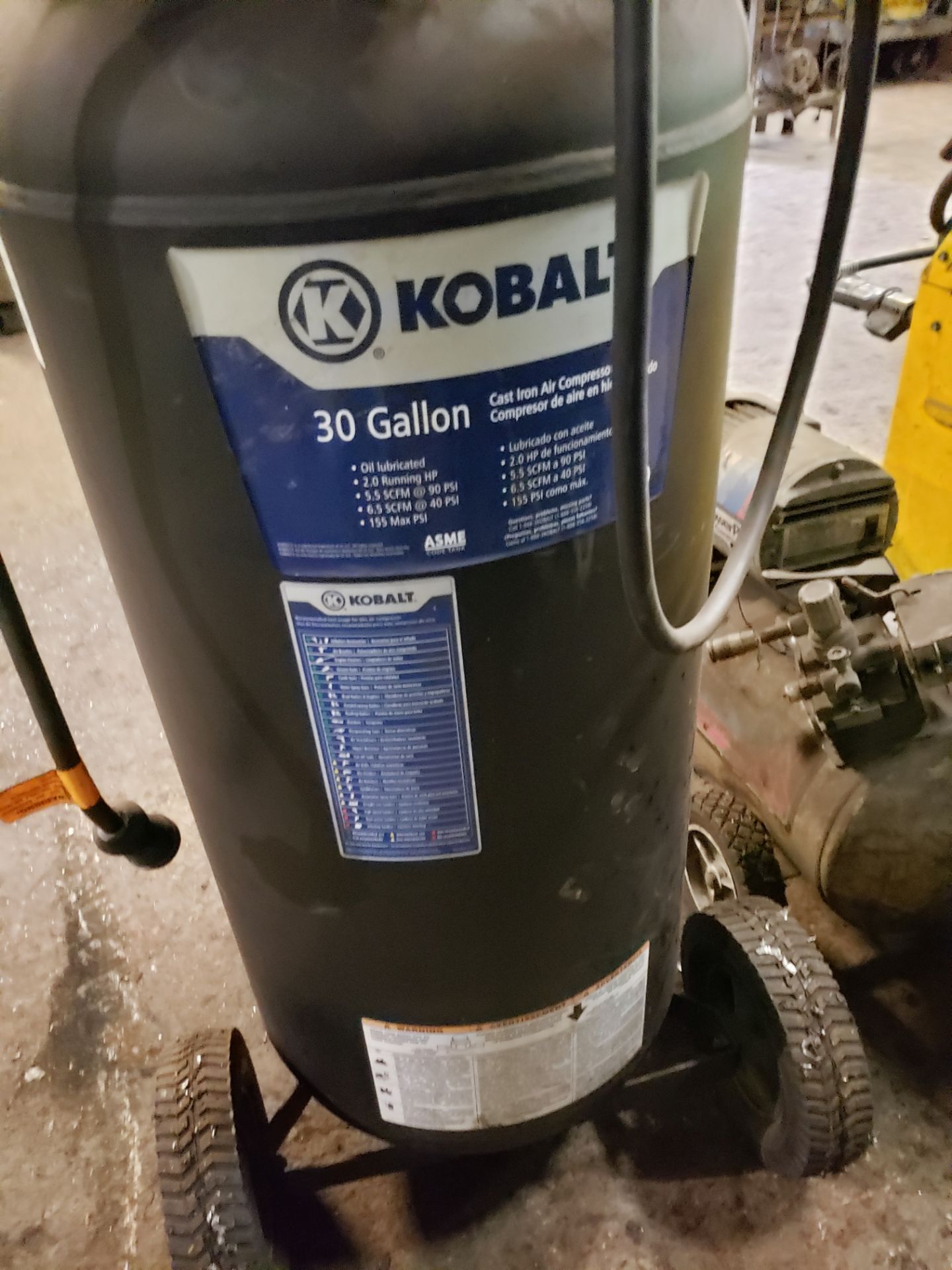 KOBALT 30 GAL 2 HP PORTABLE COMPRESSOR - Image 3 of 3