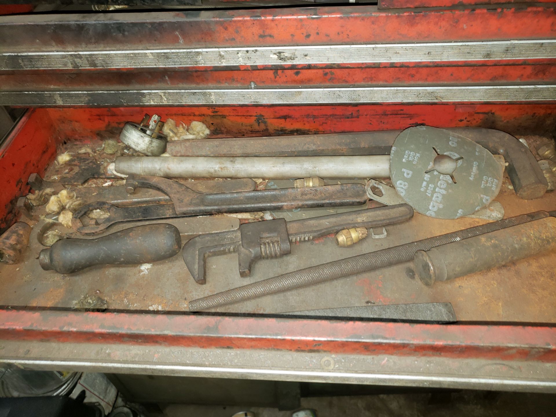 TOOL BOX AND CONTENTS - Image 4 of 5