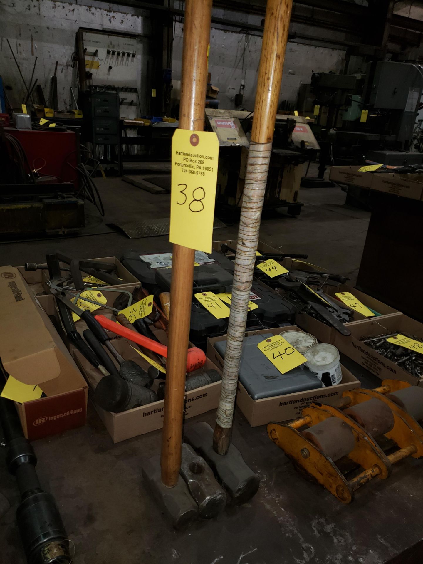 3 SLEDGE HAMMERS,ONE WITHOUT HANDLE