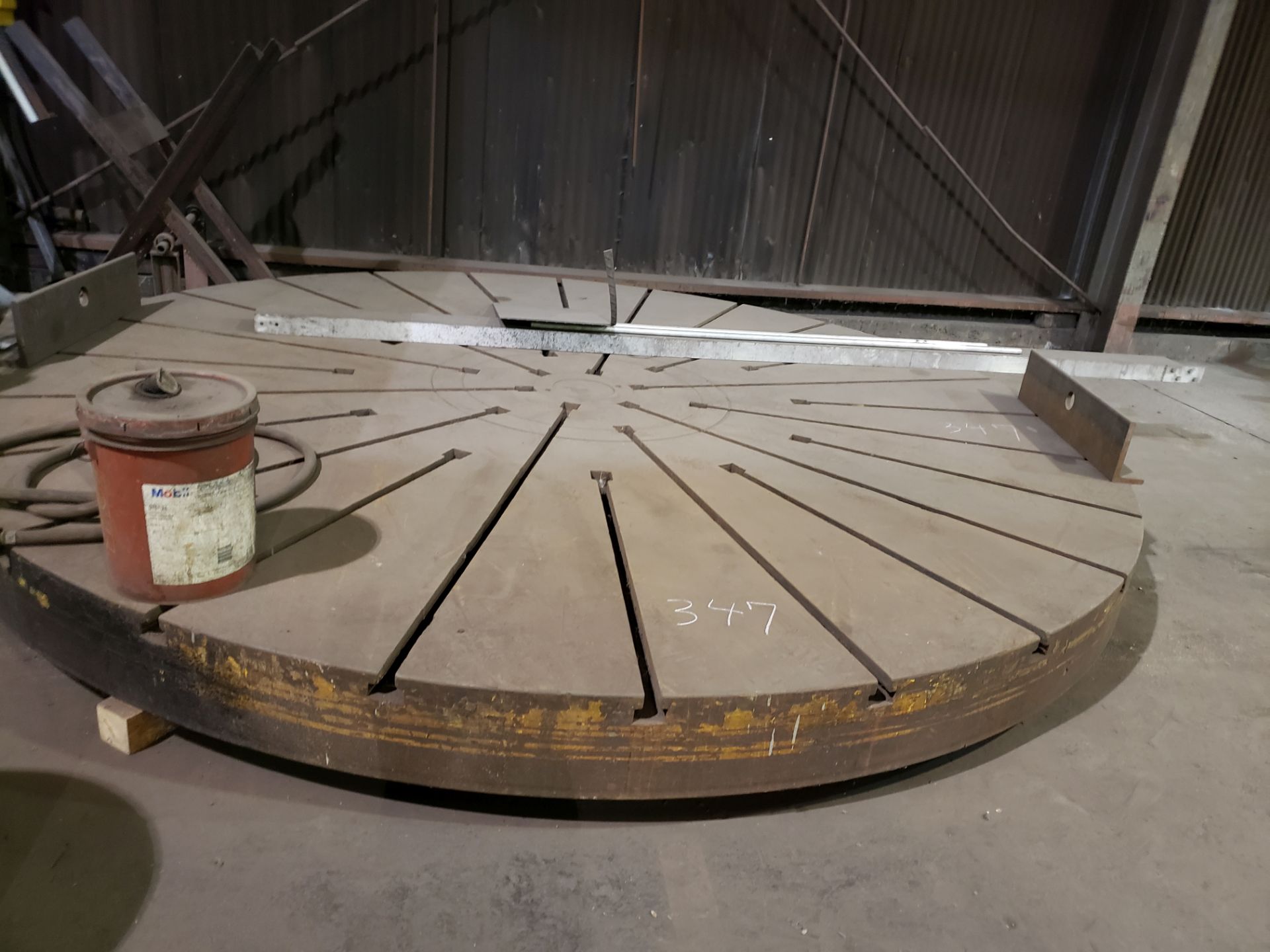 12' T-SLOTTED ROUND TABLE, 9.5" THICK