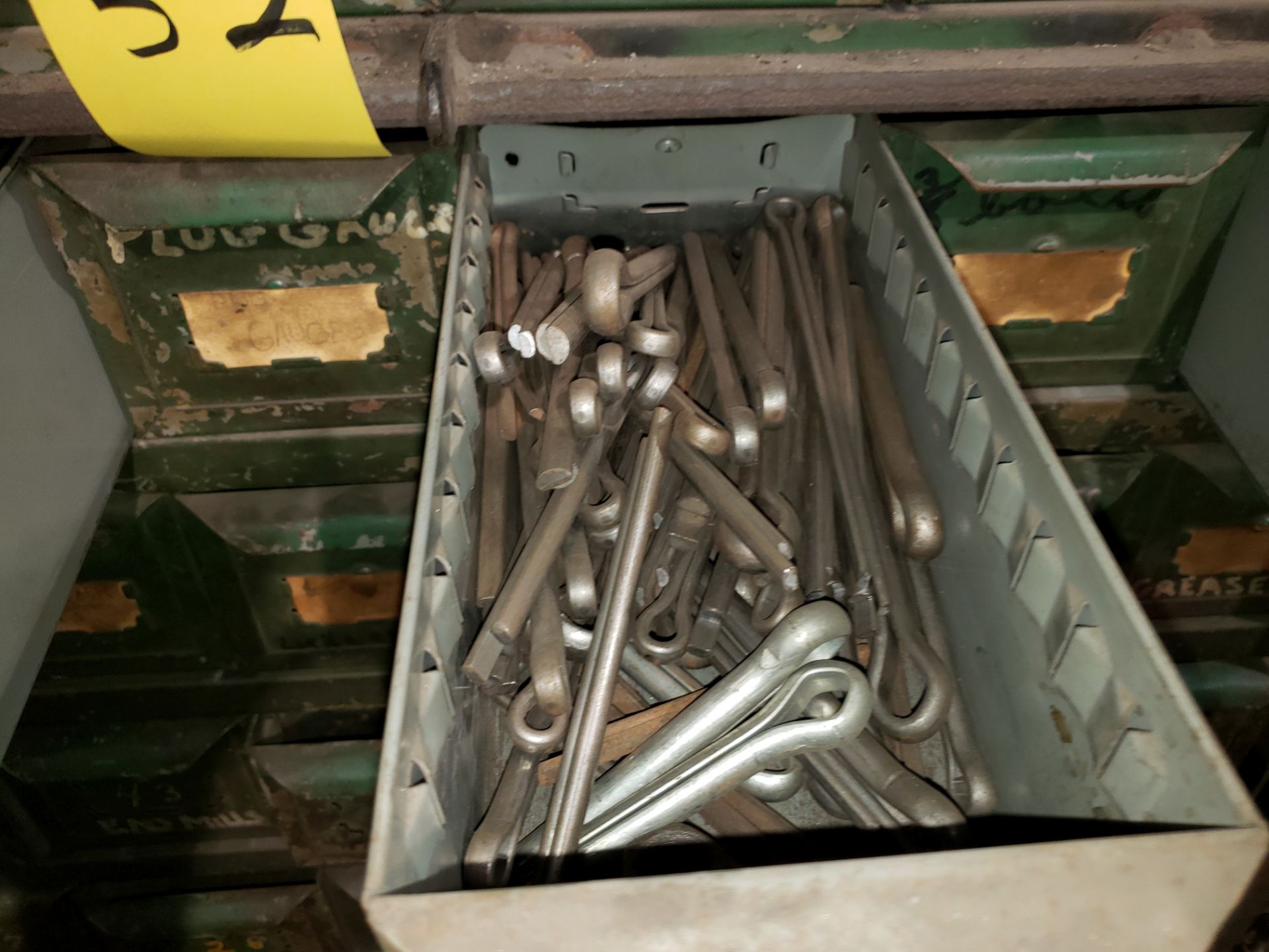 CABINET & CONTENTS - ASSORTED FASTENERS, TOOLING - Image 8 of 9