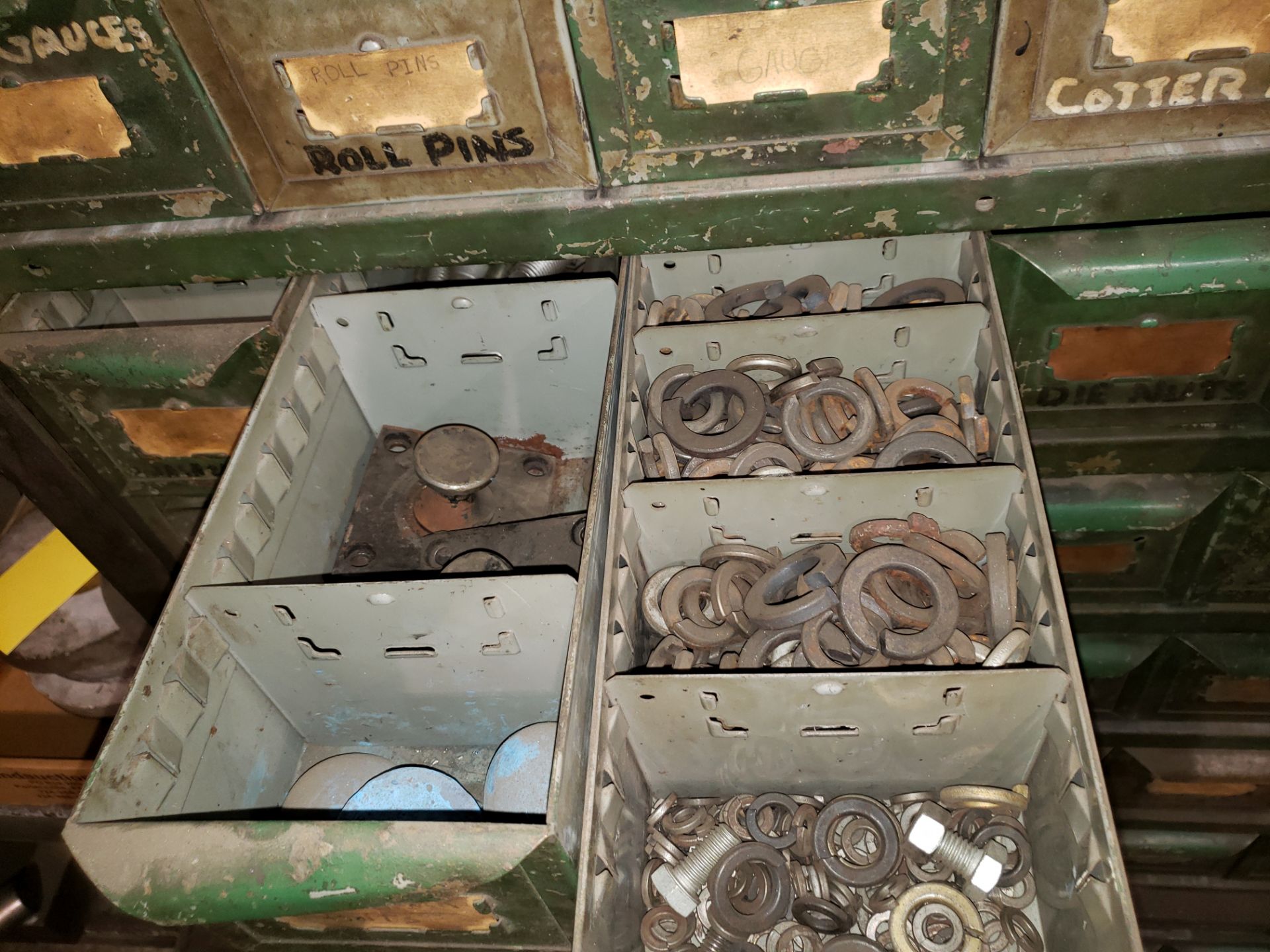 CABINET & CONTENTS - ASSORTED FASTENERS, TOOLING - Image 6 of 9