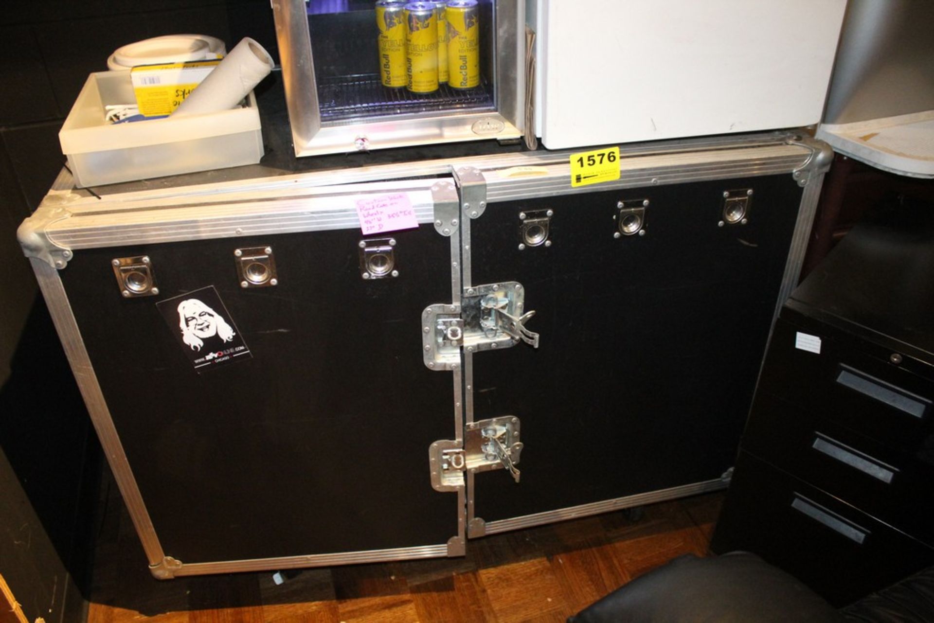 LARGE ROAD CASE